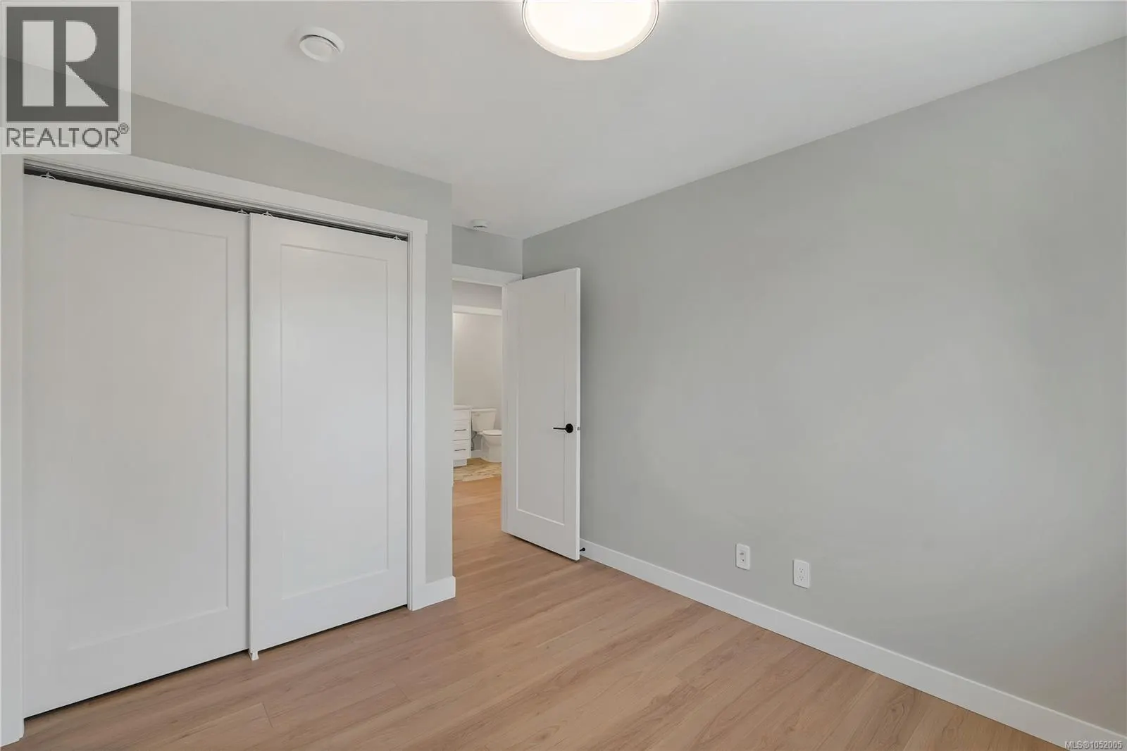 303A Hilchey Rd