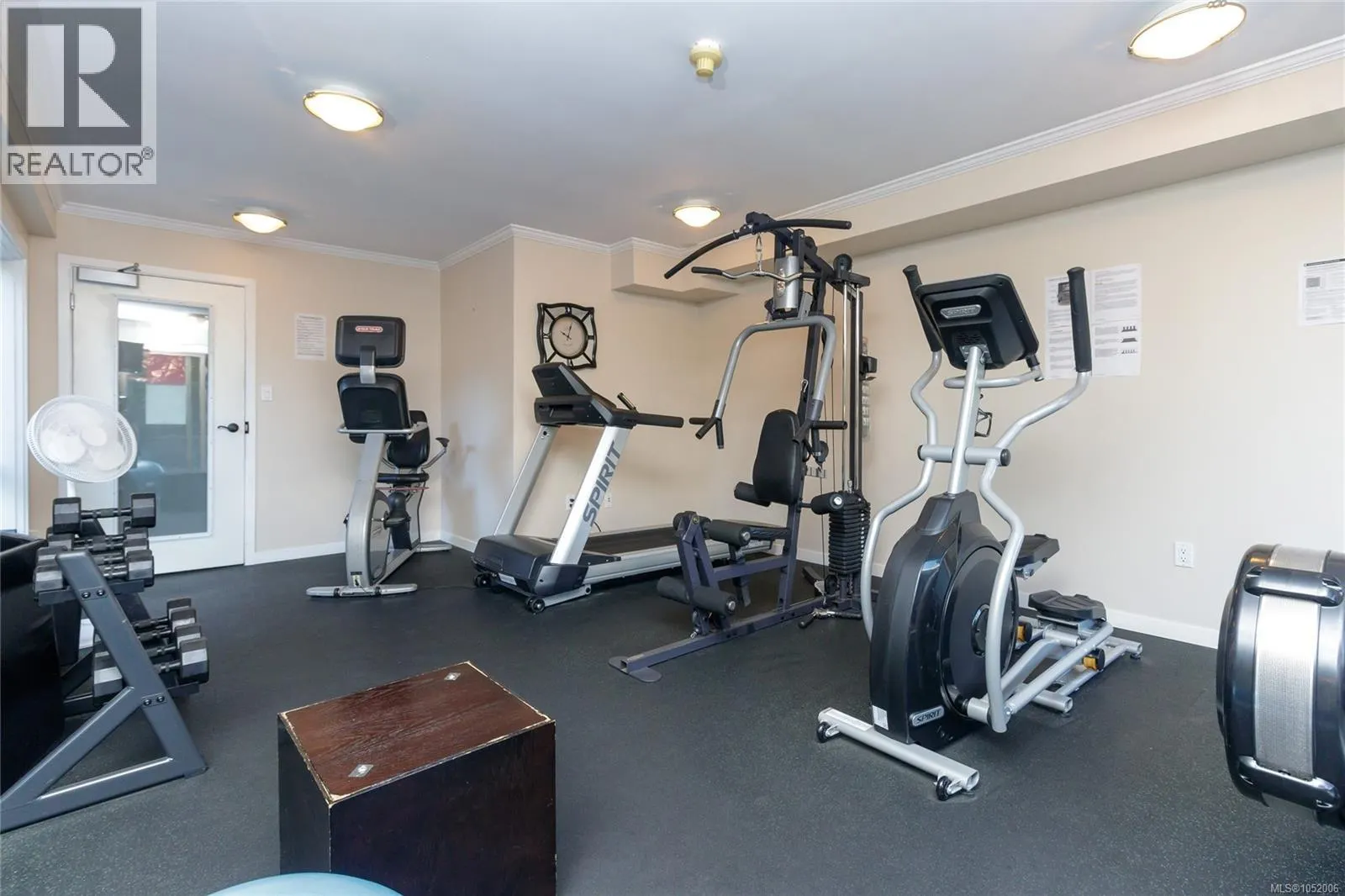 312 1545 Pandora Ave