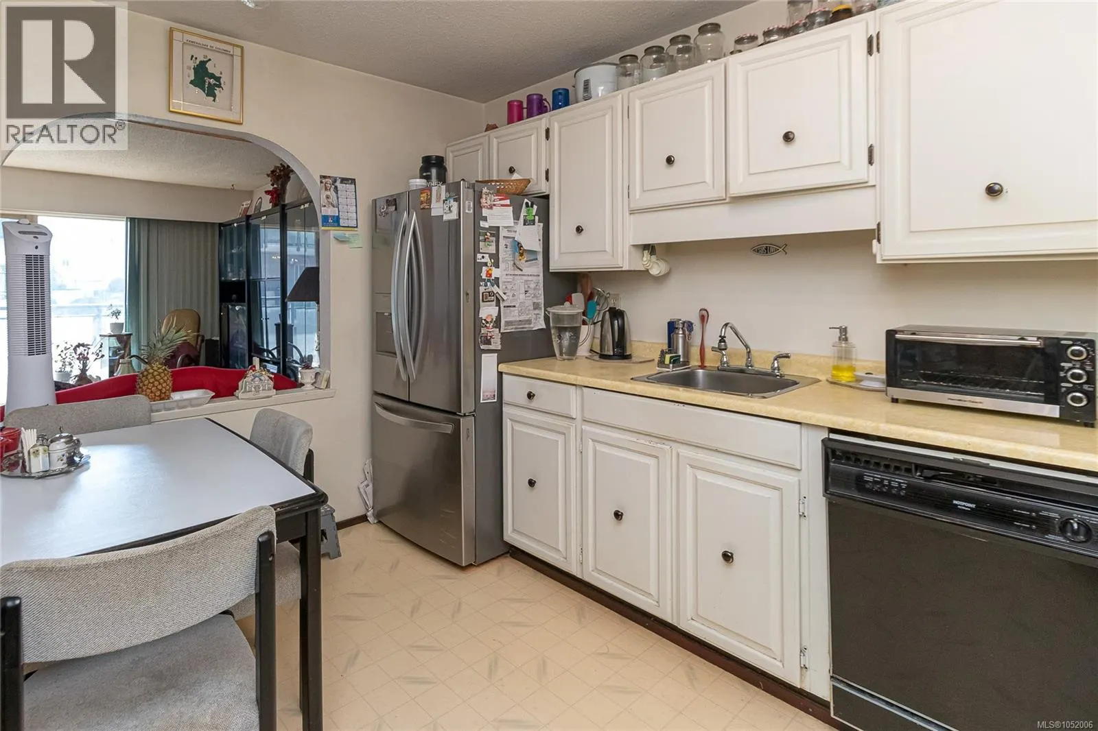 312 1545 Pandora Ave