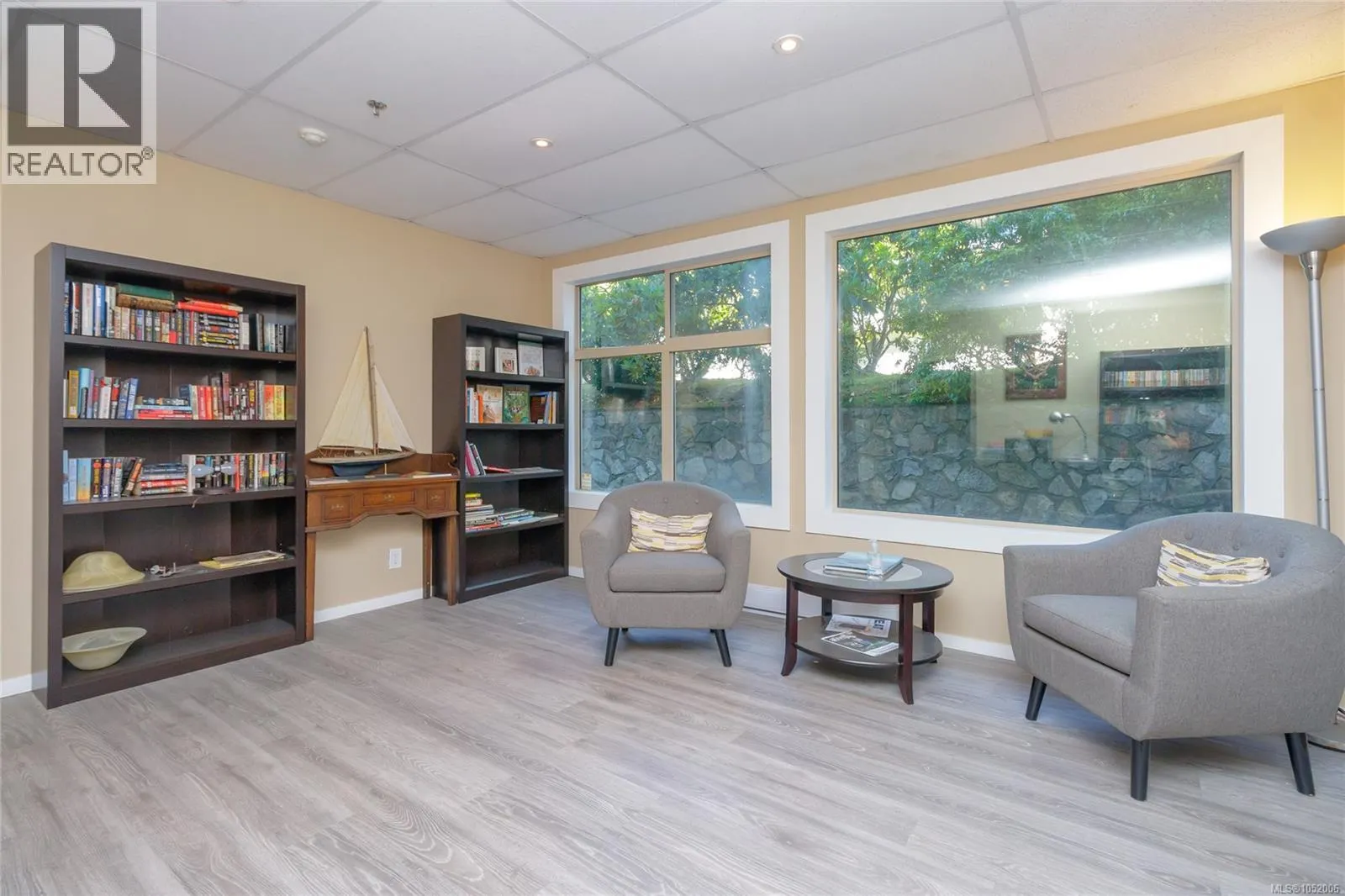 312 1545 Pandora Ave