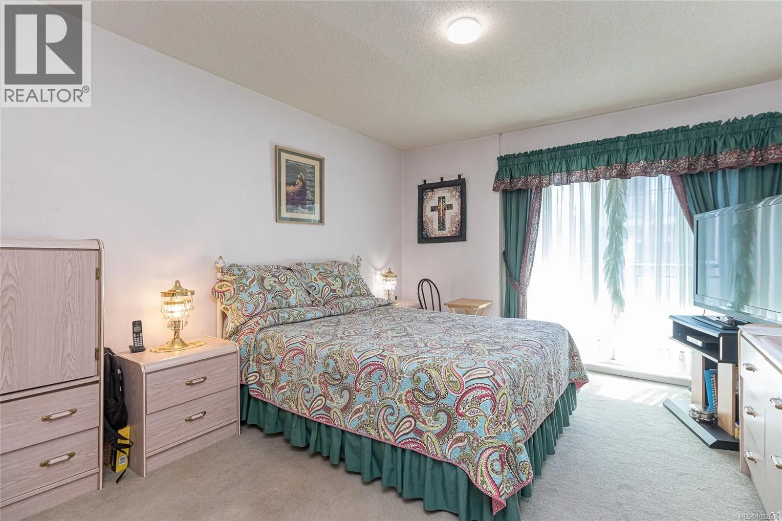 312 1545 Pandora Ave