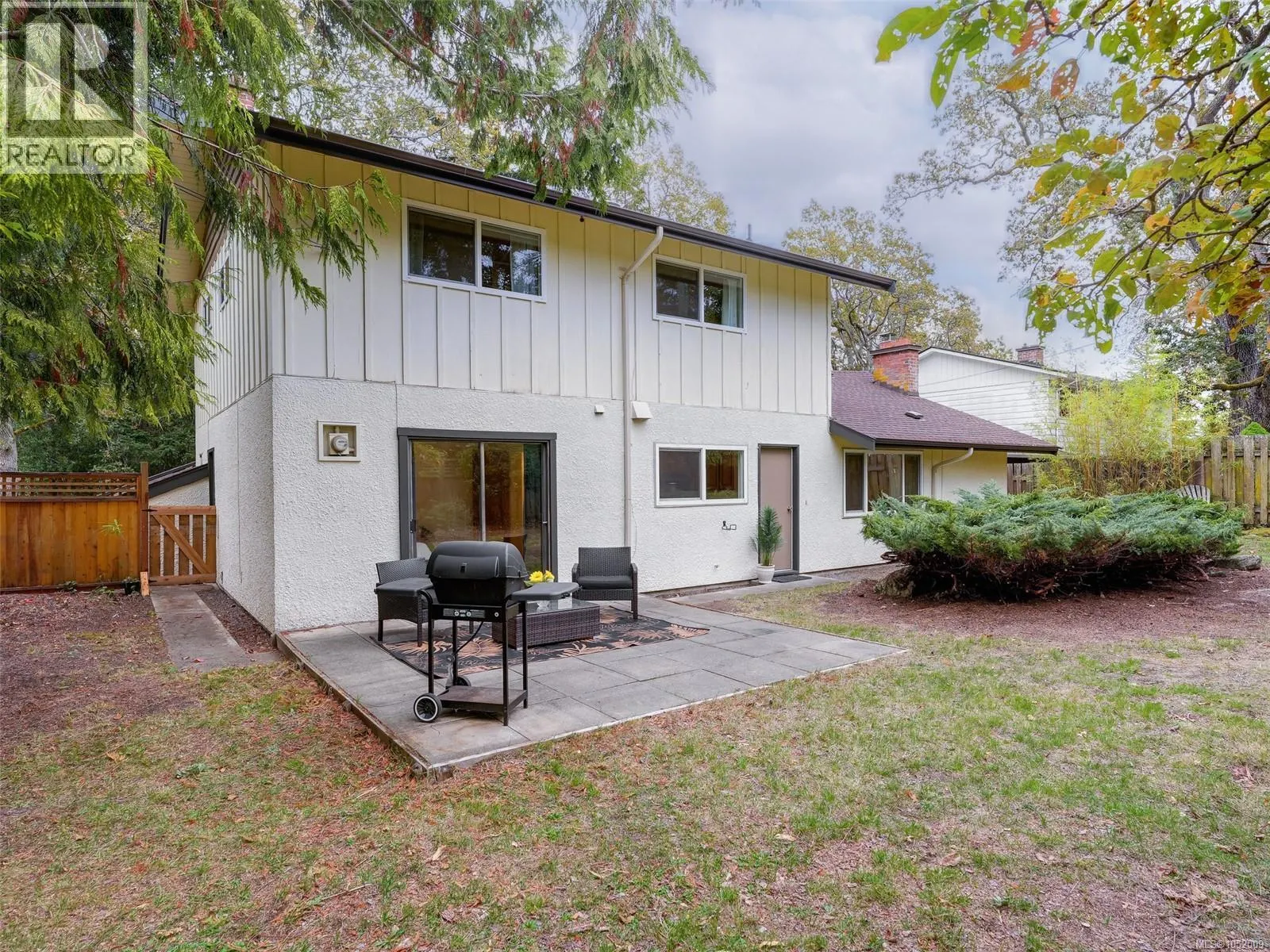 3536 Henderson Rd