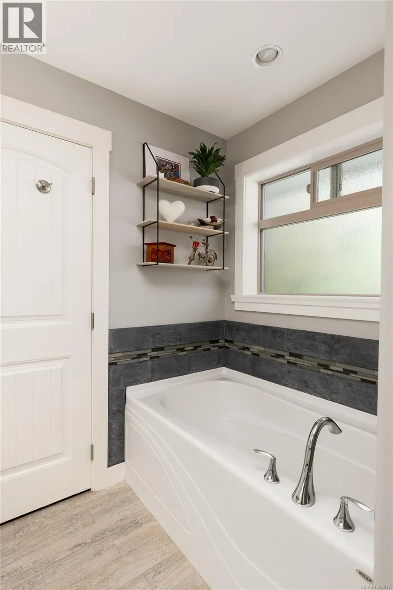 3646 Soren Pl
