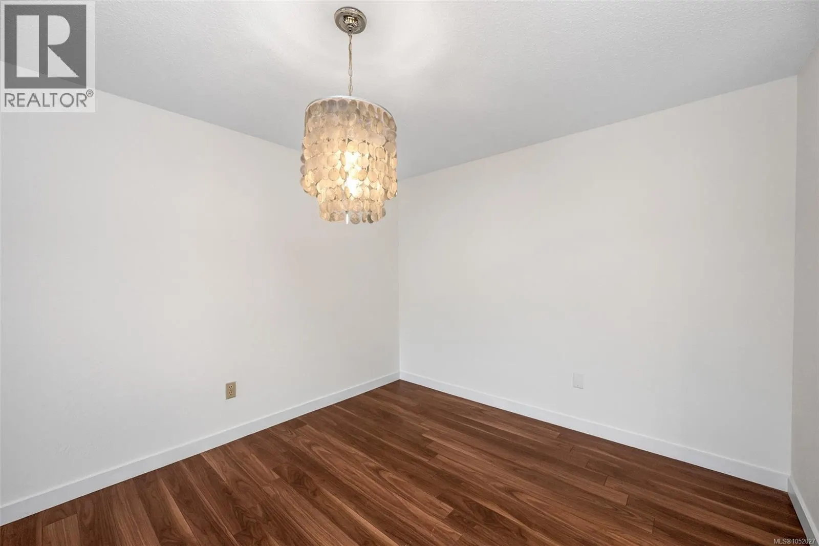 419 1009 McKenzie Ave
