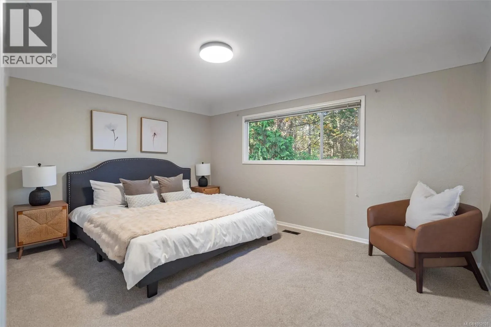 2104 Wenman Dr