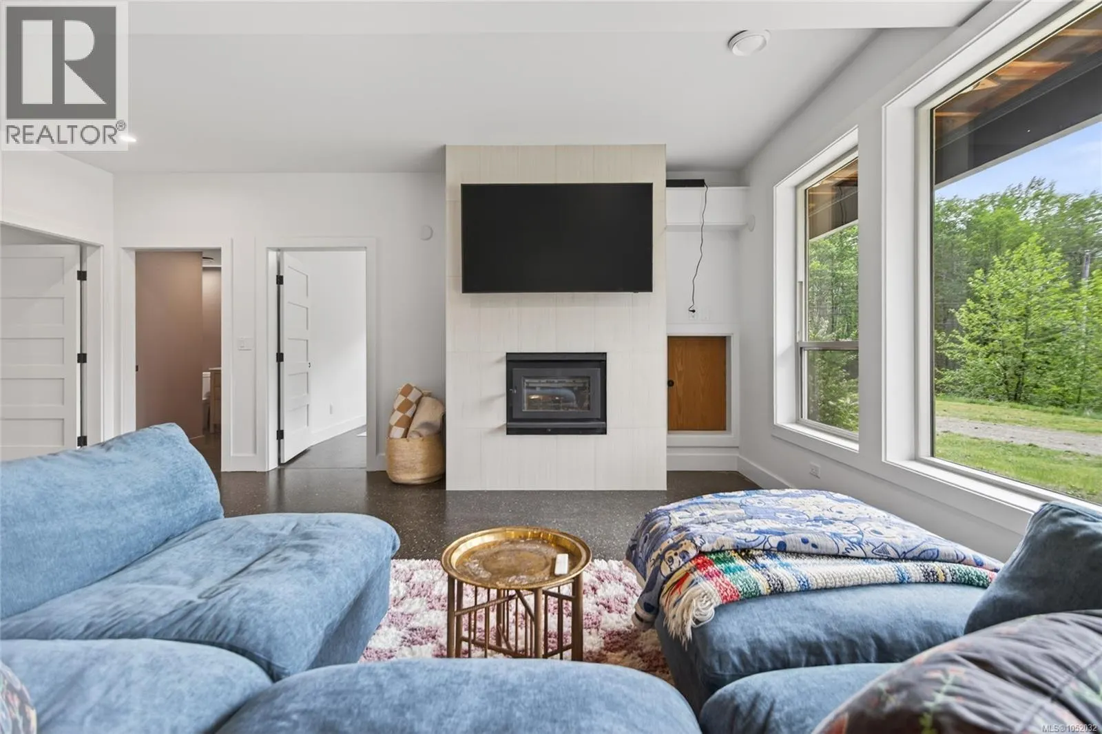 2279/2281 Clark Rd