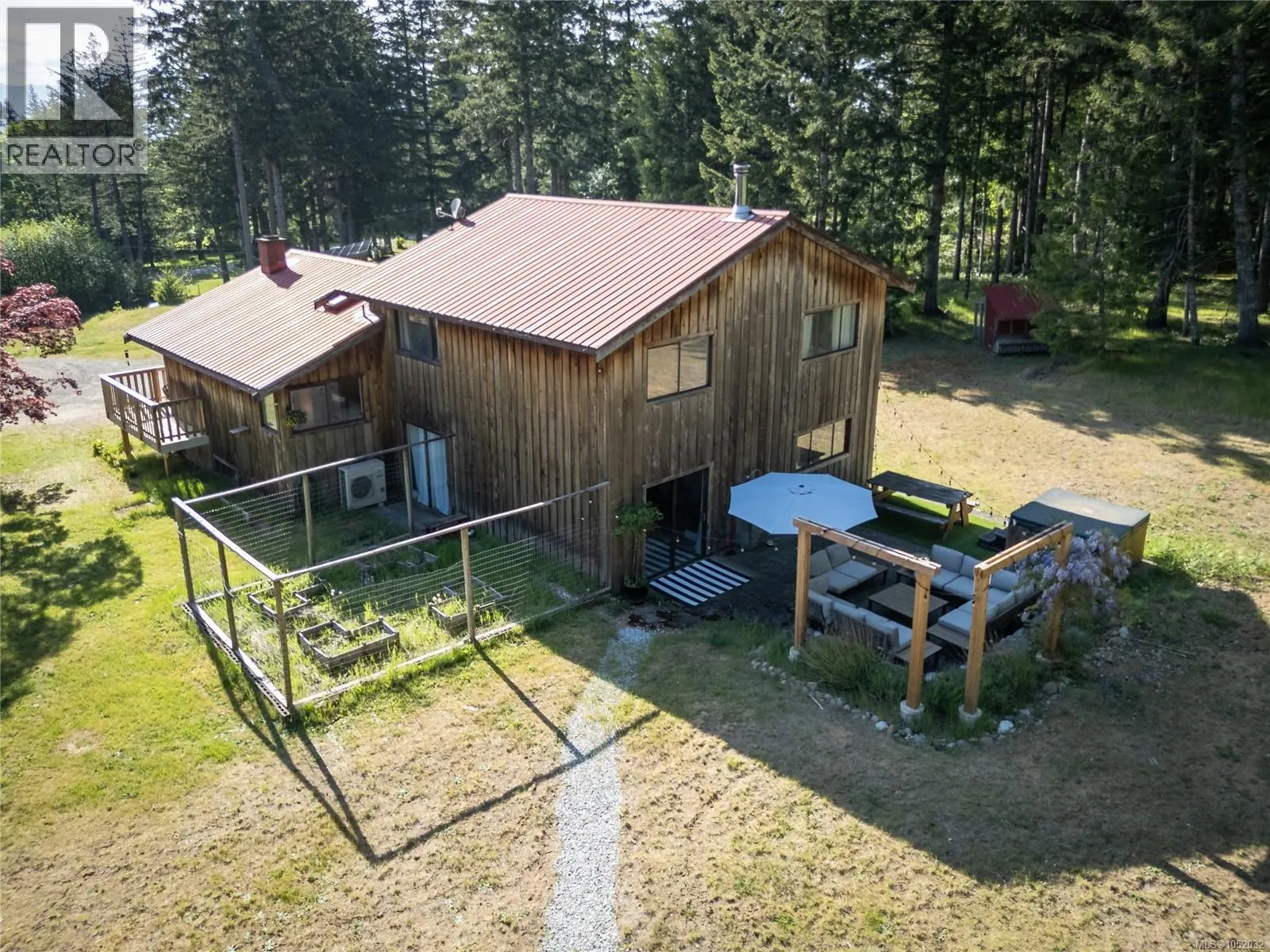 2279/2281 Clark Rd
