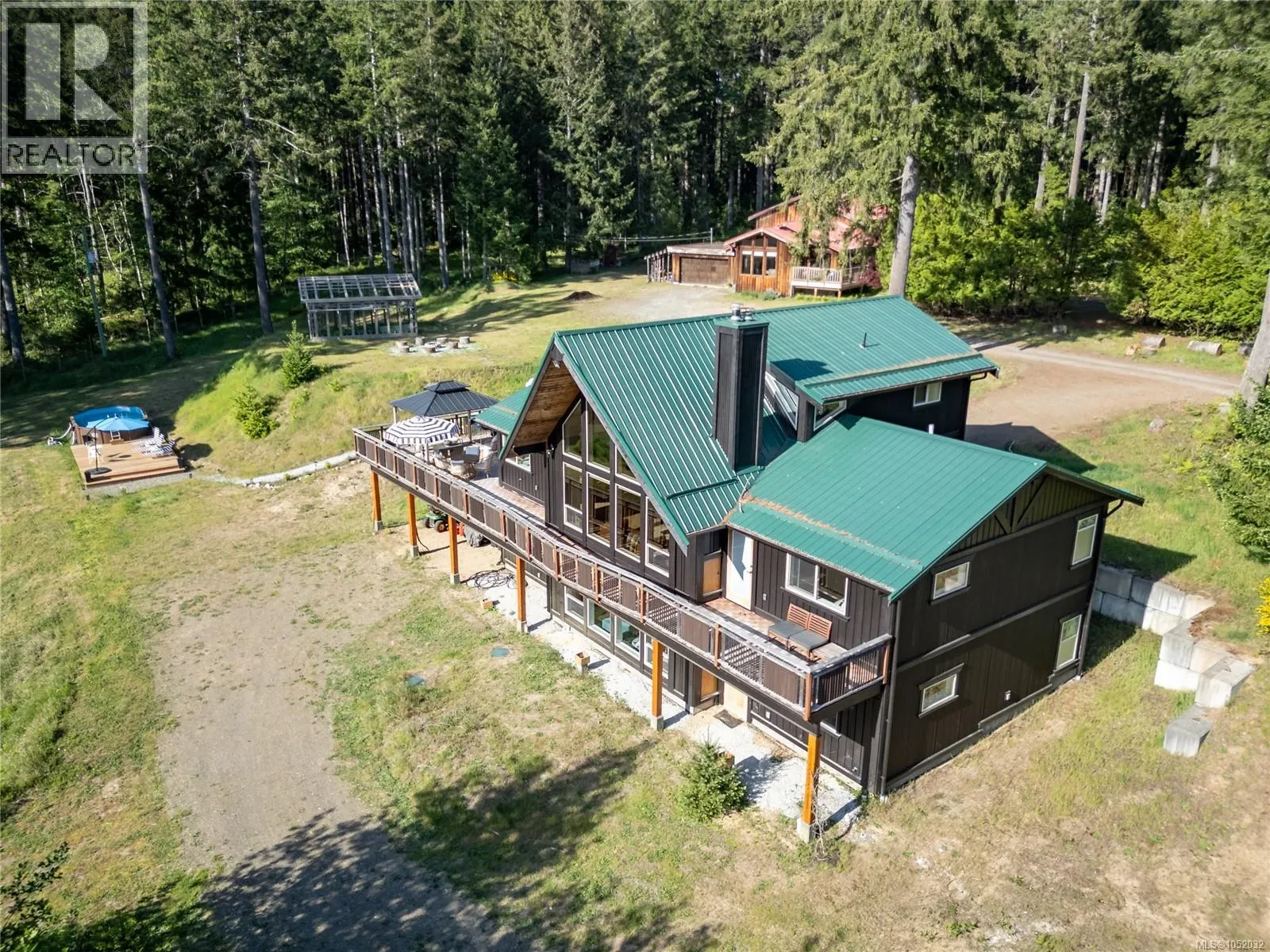 2279/2281 Clark Rd