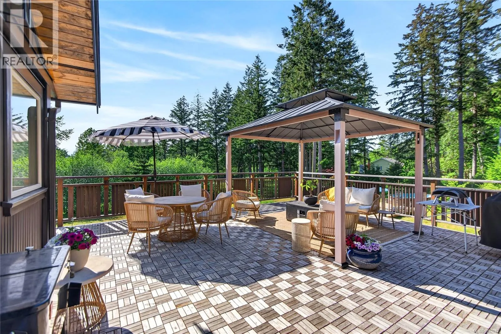 2279/2281 Clark Rd