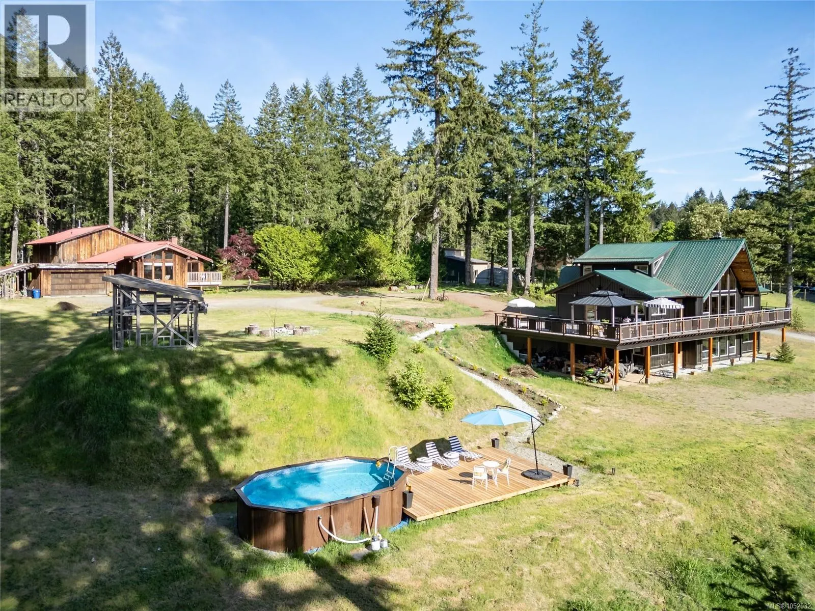2279/2281 Clark Rd
