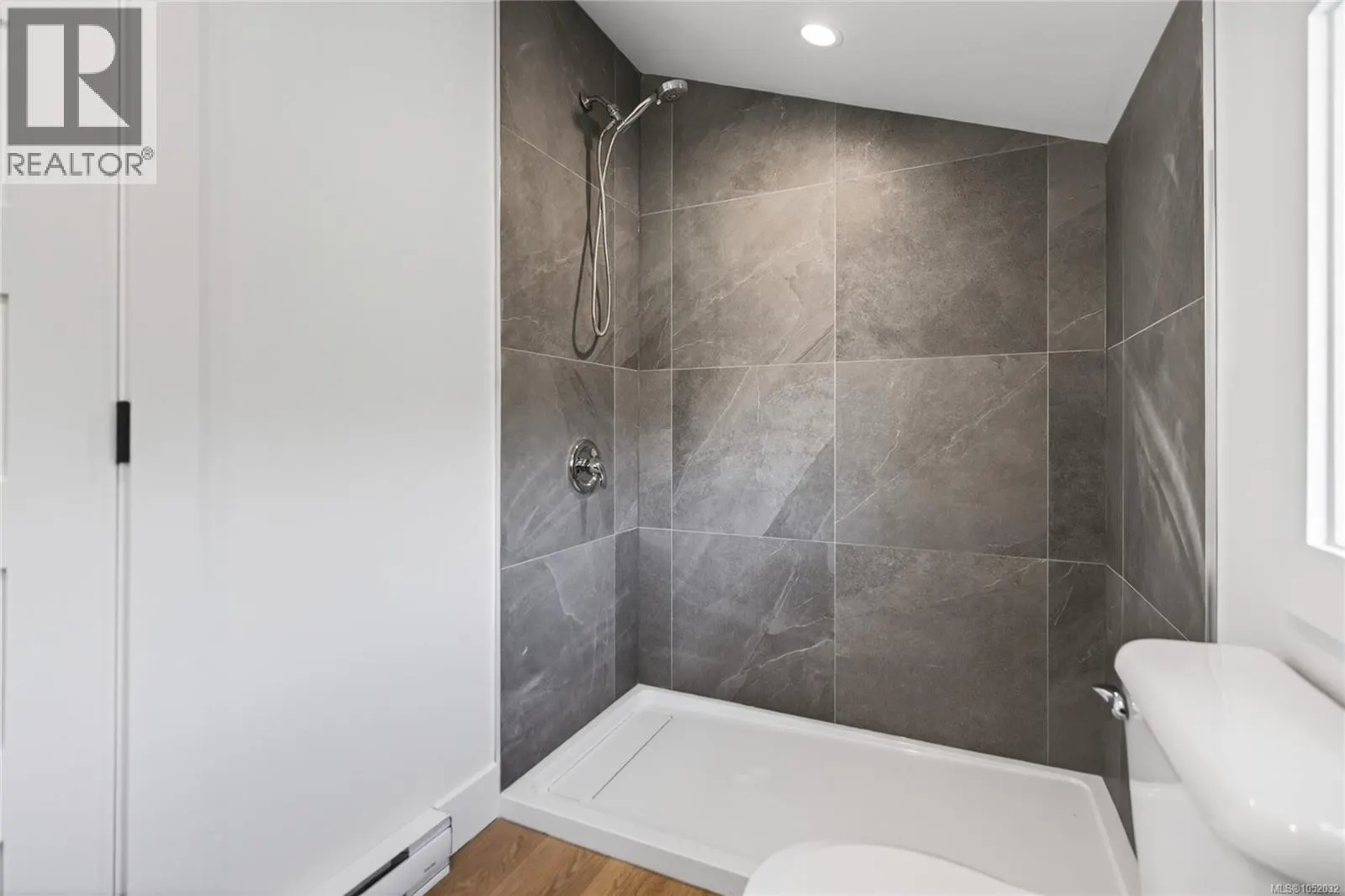 2279/2281 Clark Rd