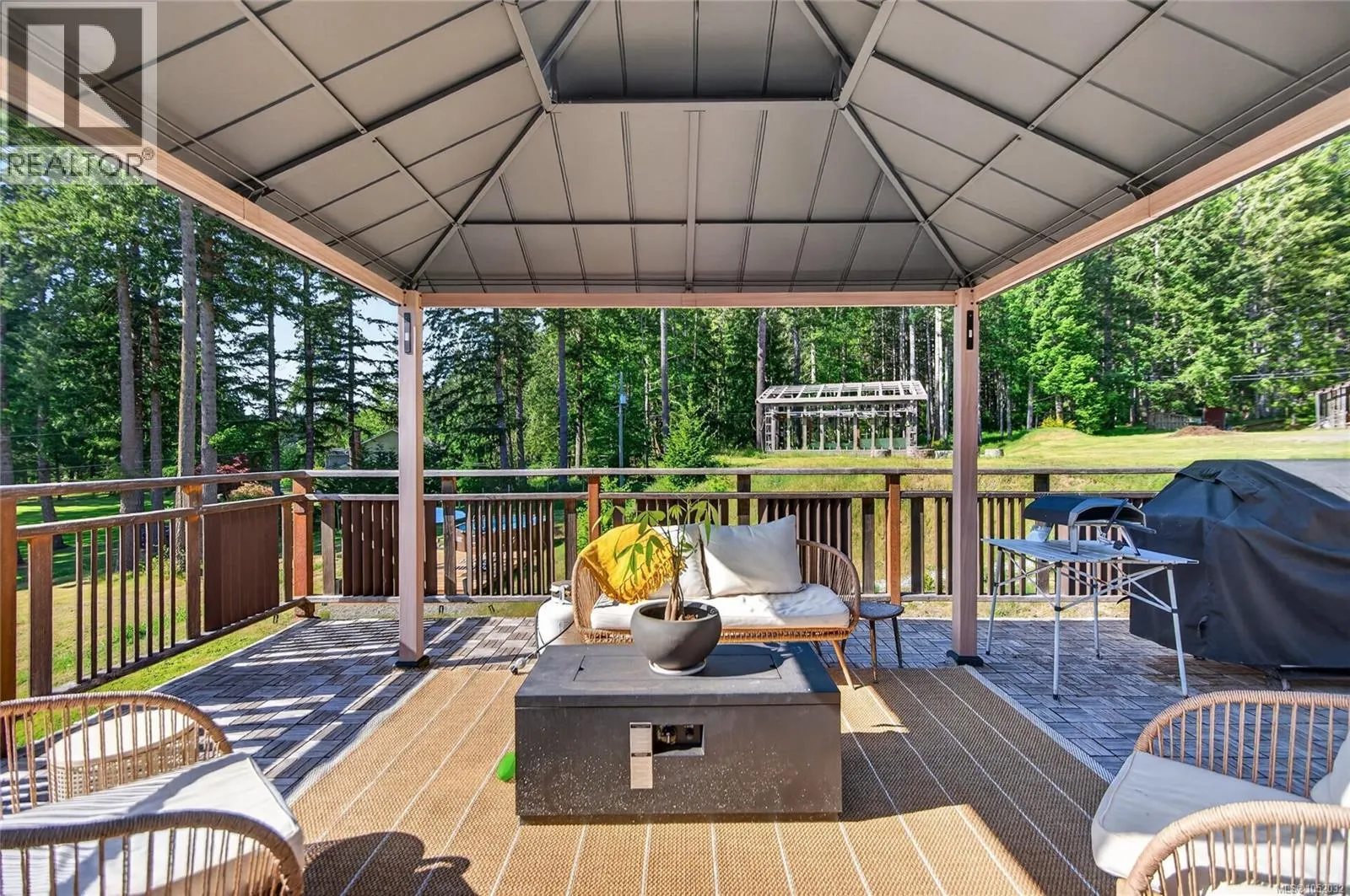 2279/2281 Clark Rd