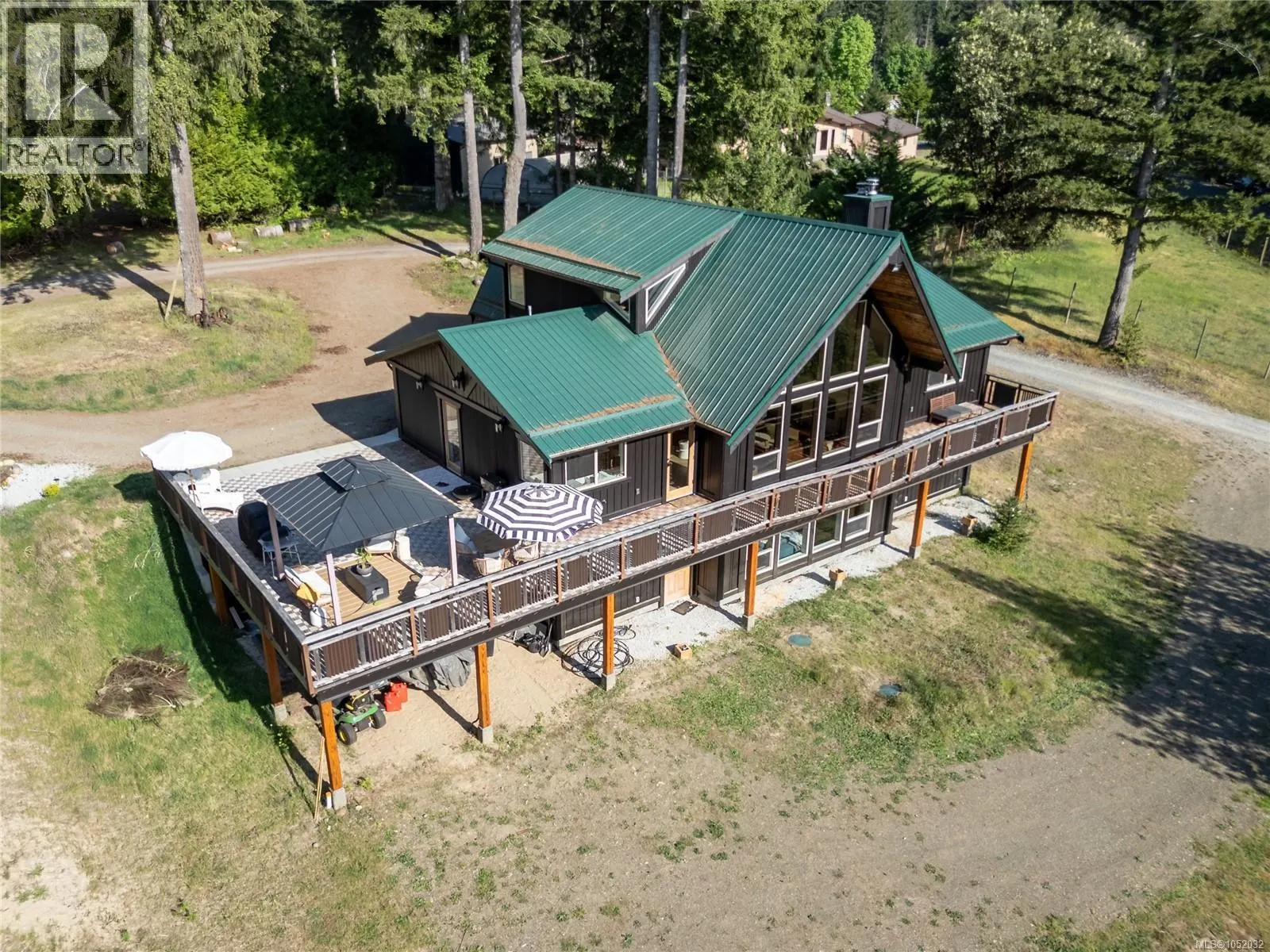 2279/2281 Clark Rd