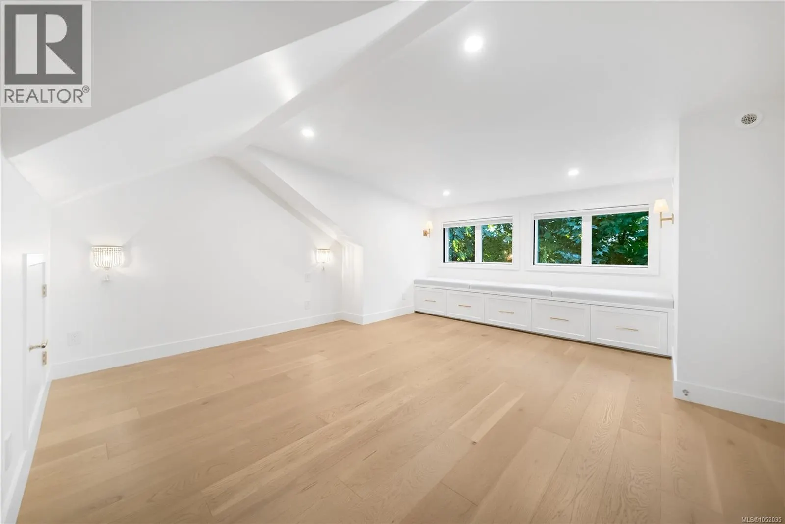 312 Roland Rd
