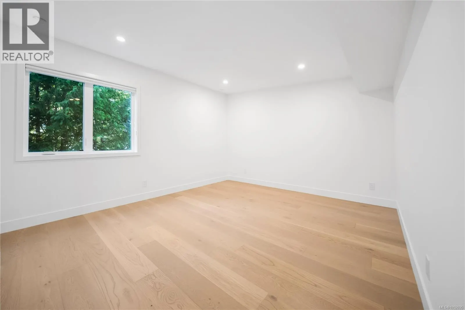 312 Roland Rd