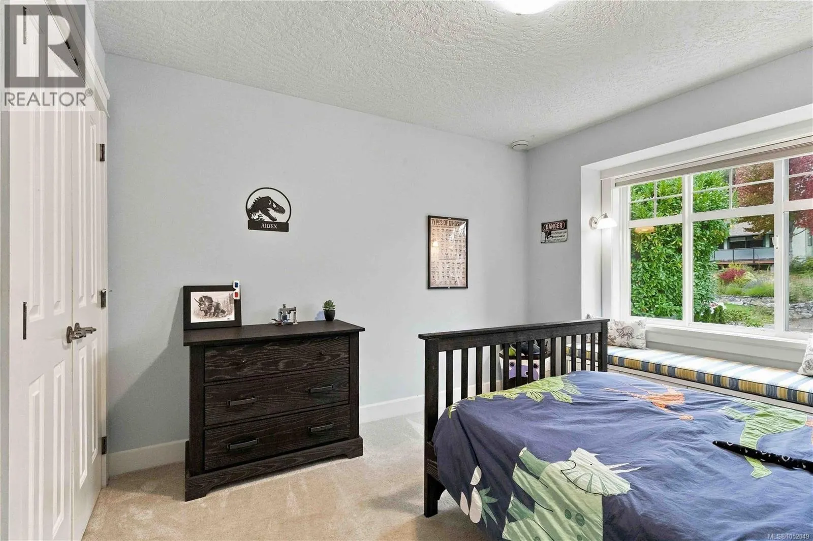 4529 Seawood Terr