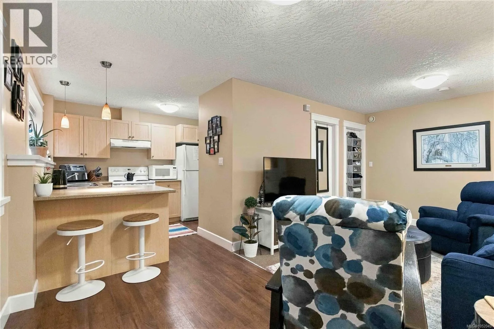4529 Seawood Terr