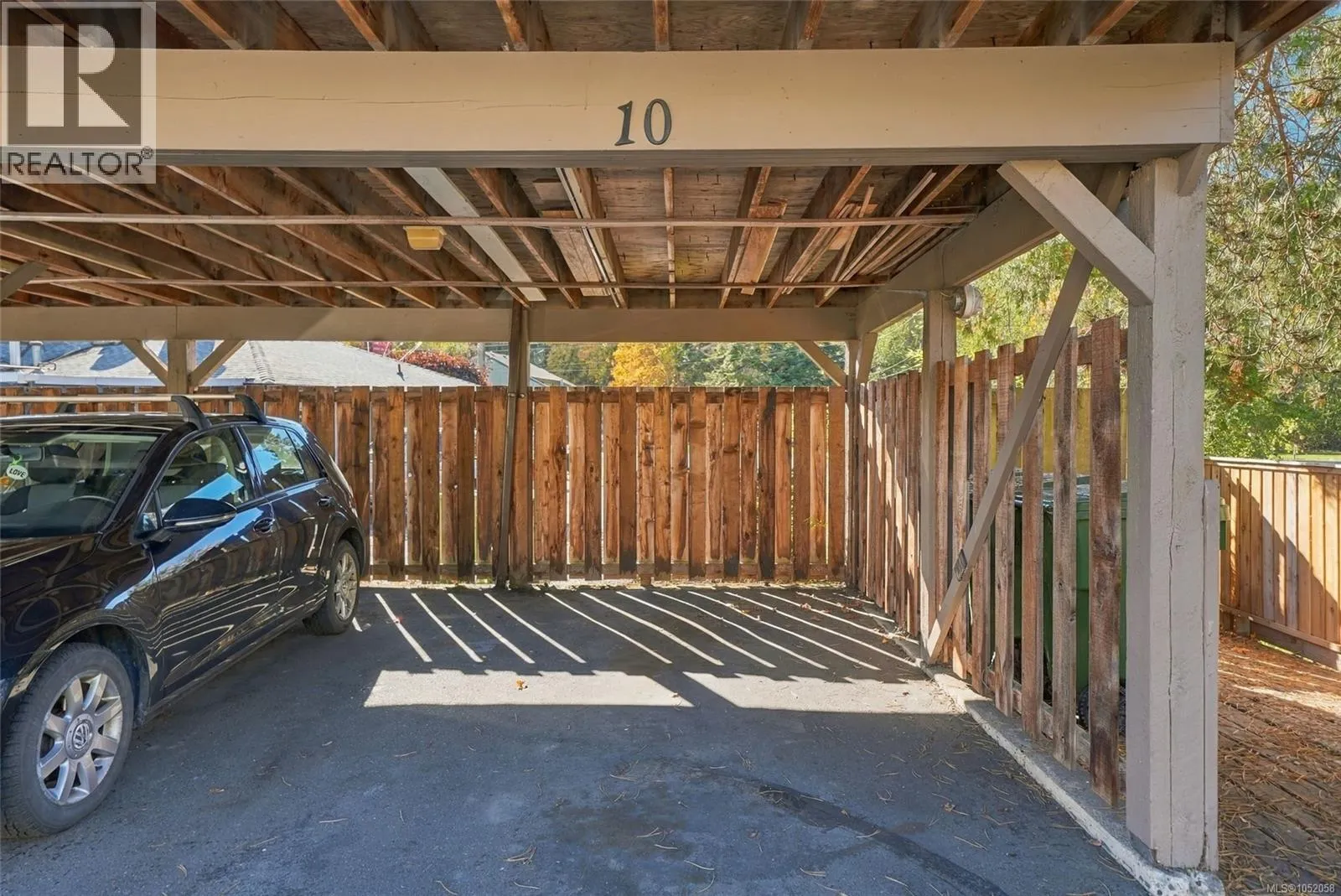 10 240 Higson Cres