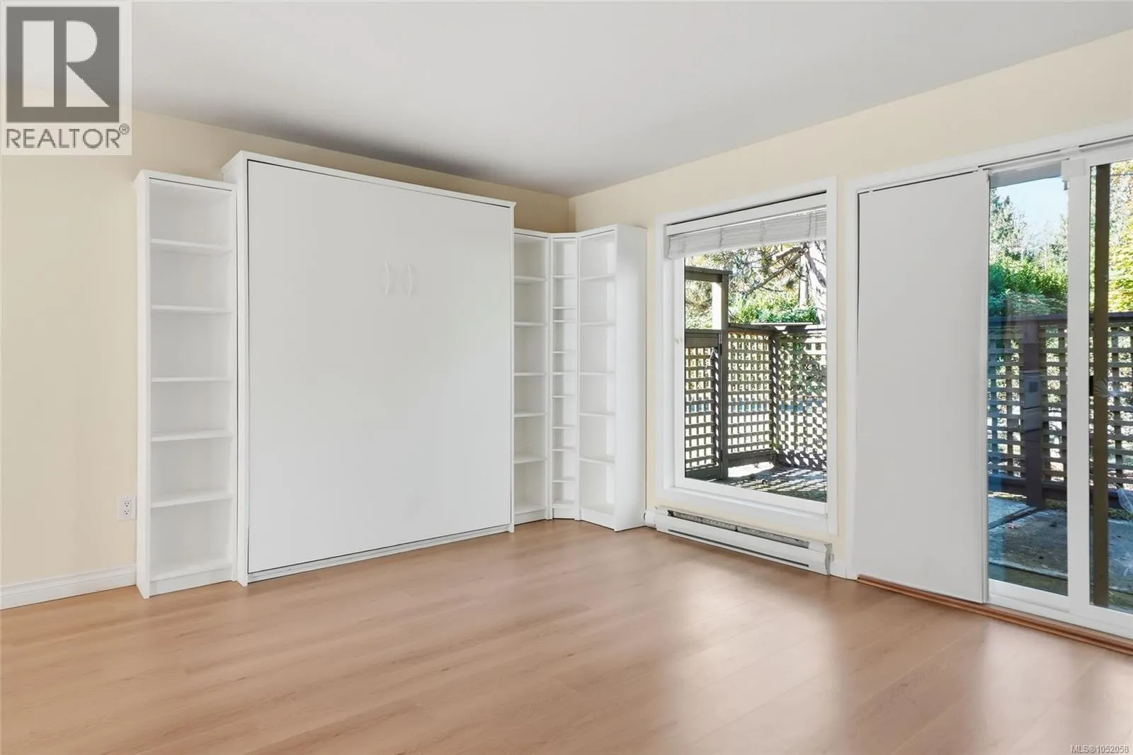 10 240 Higson Cres