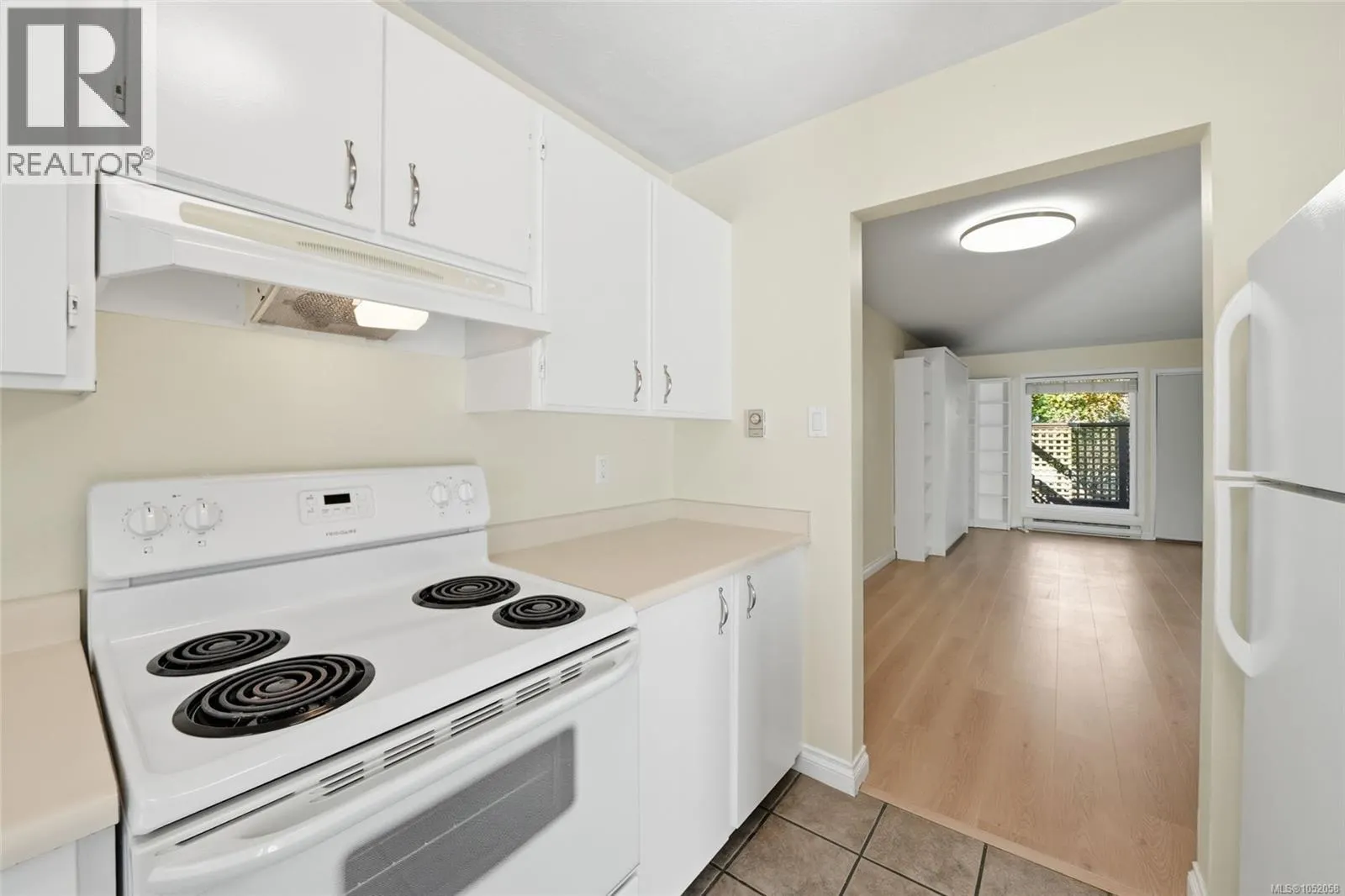 10 240 Higson Cres