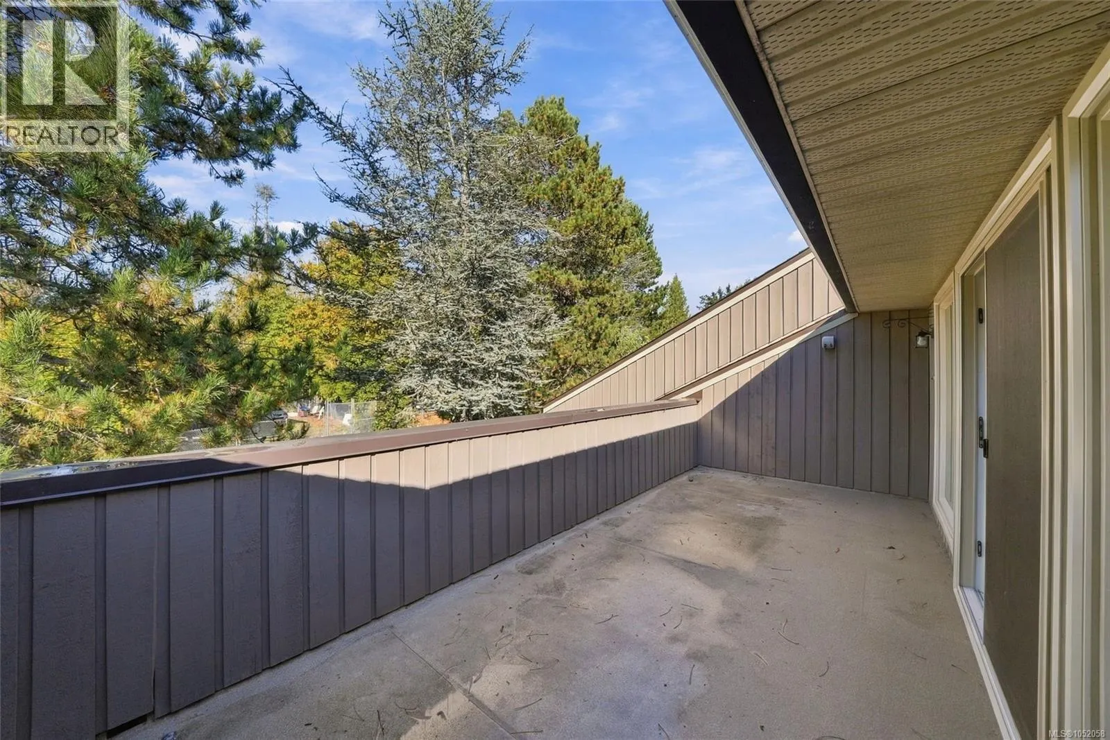 10 240 Higson Cres