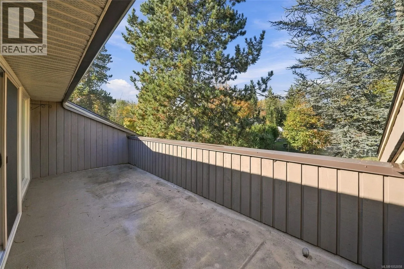10 240 Higson Cres