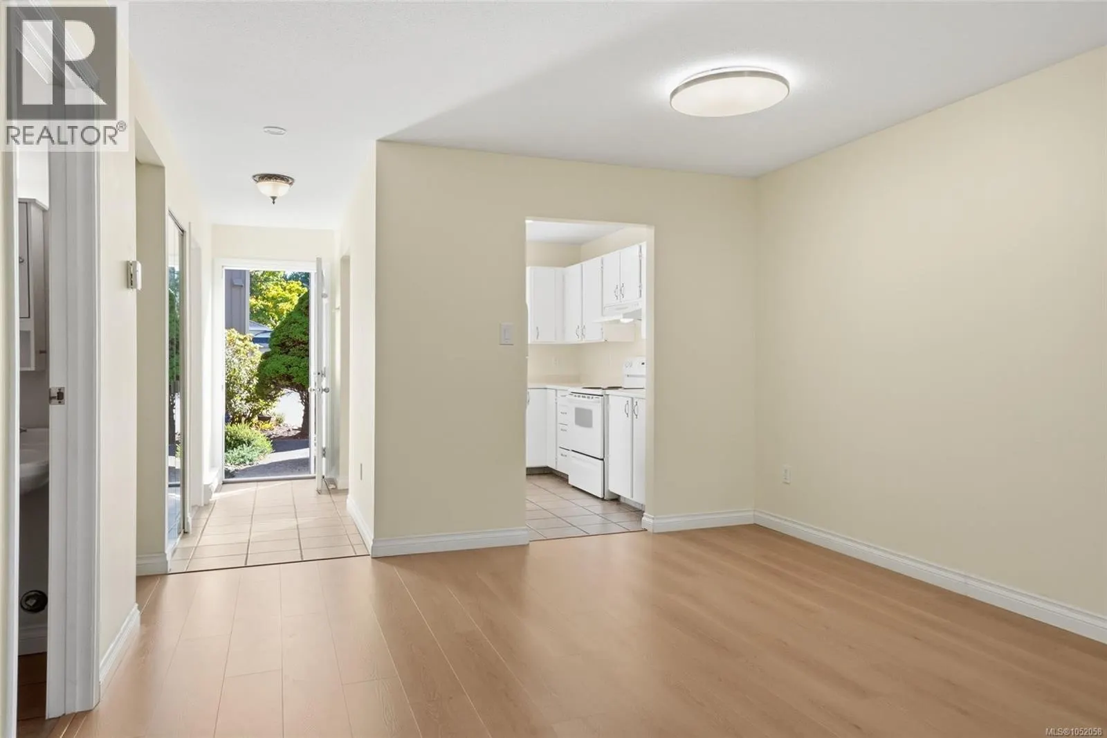 10 240 Higson Cres