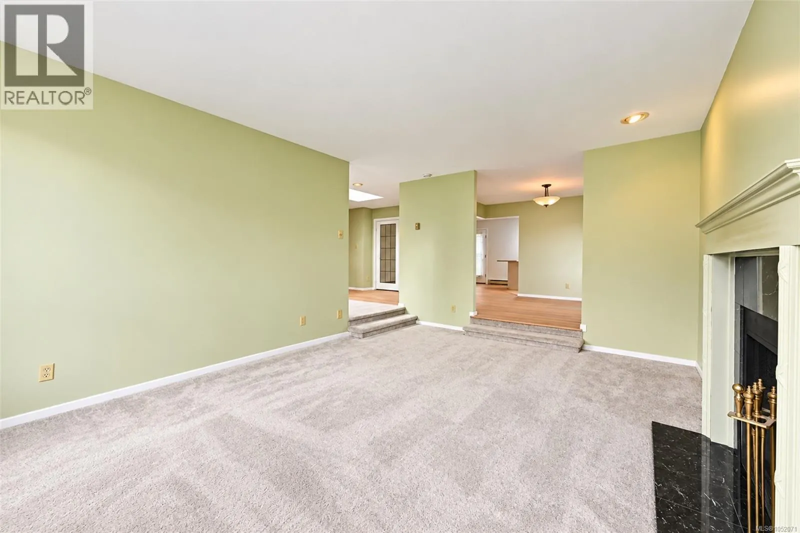 17 6766 Central Saanich Rd