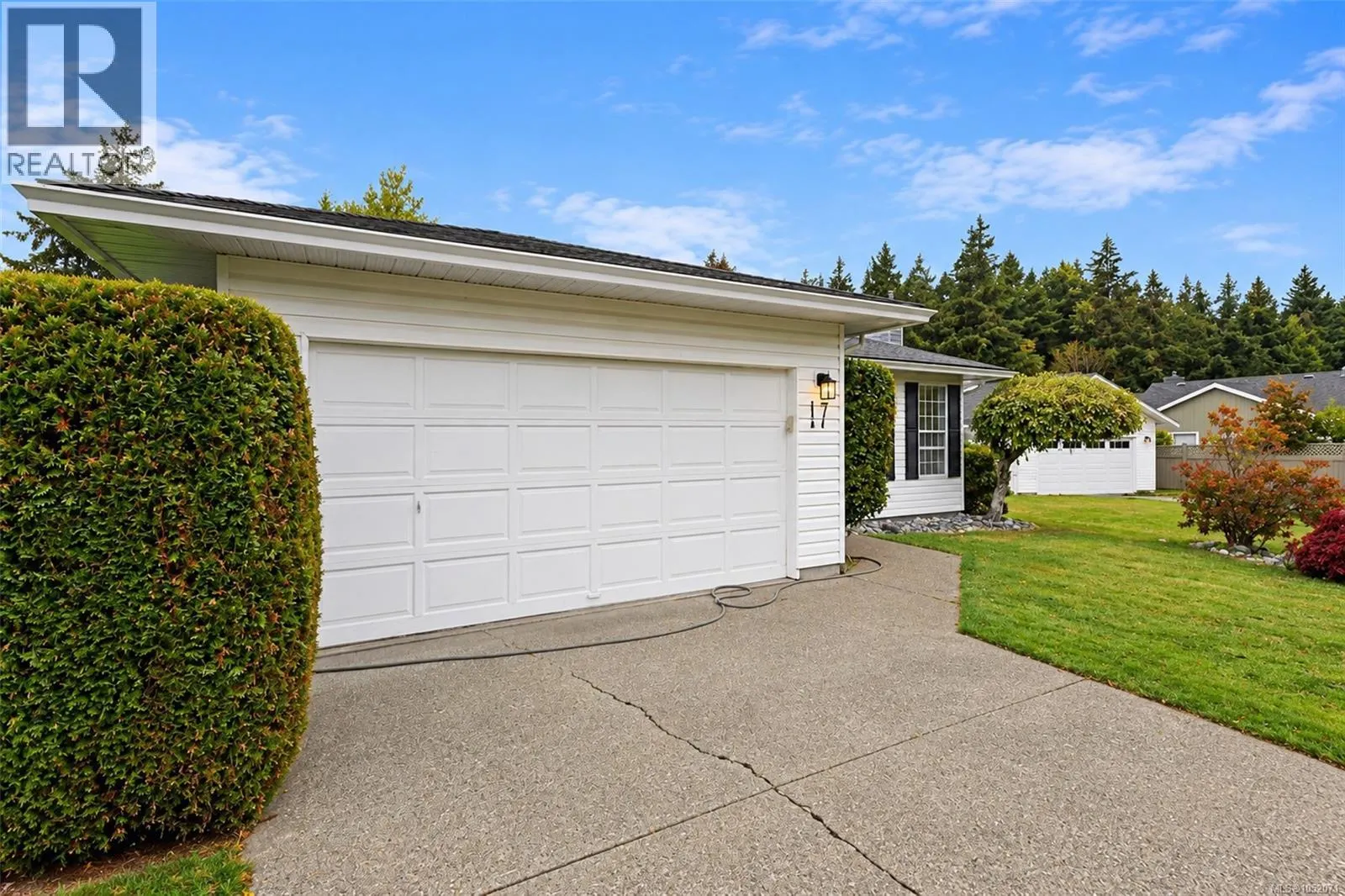 17 6766 Central Saanich Rd