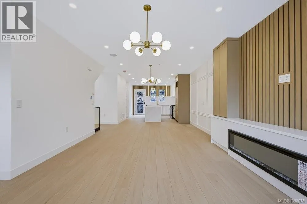 821 Blackbird Pl