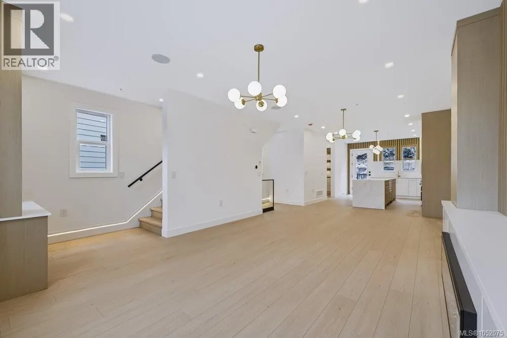 821 Blackbird Pl
