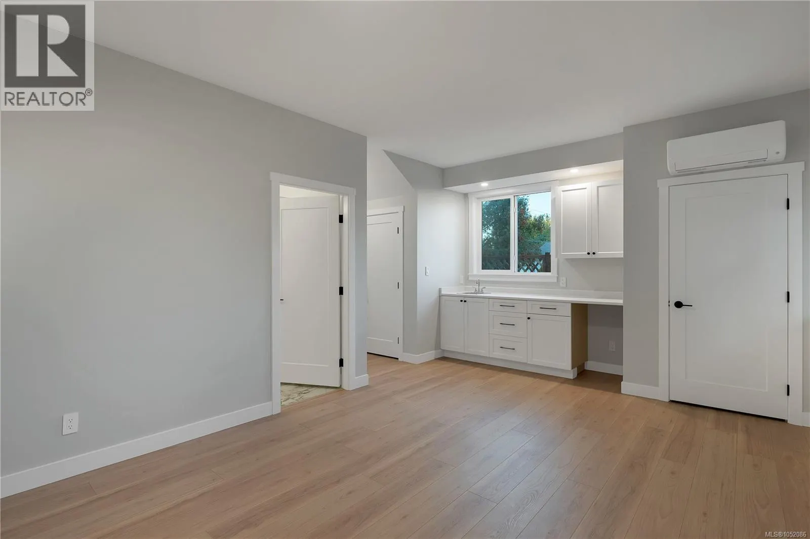 303B Hilchey Rd