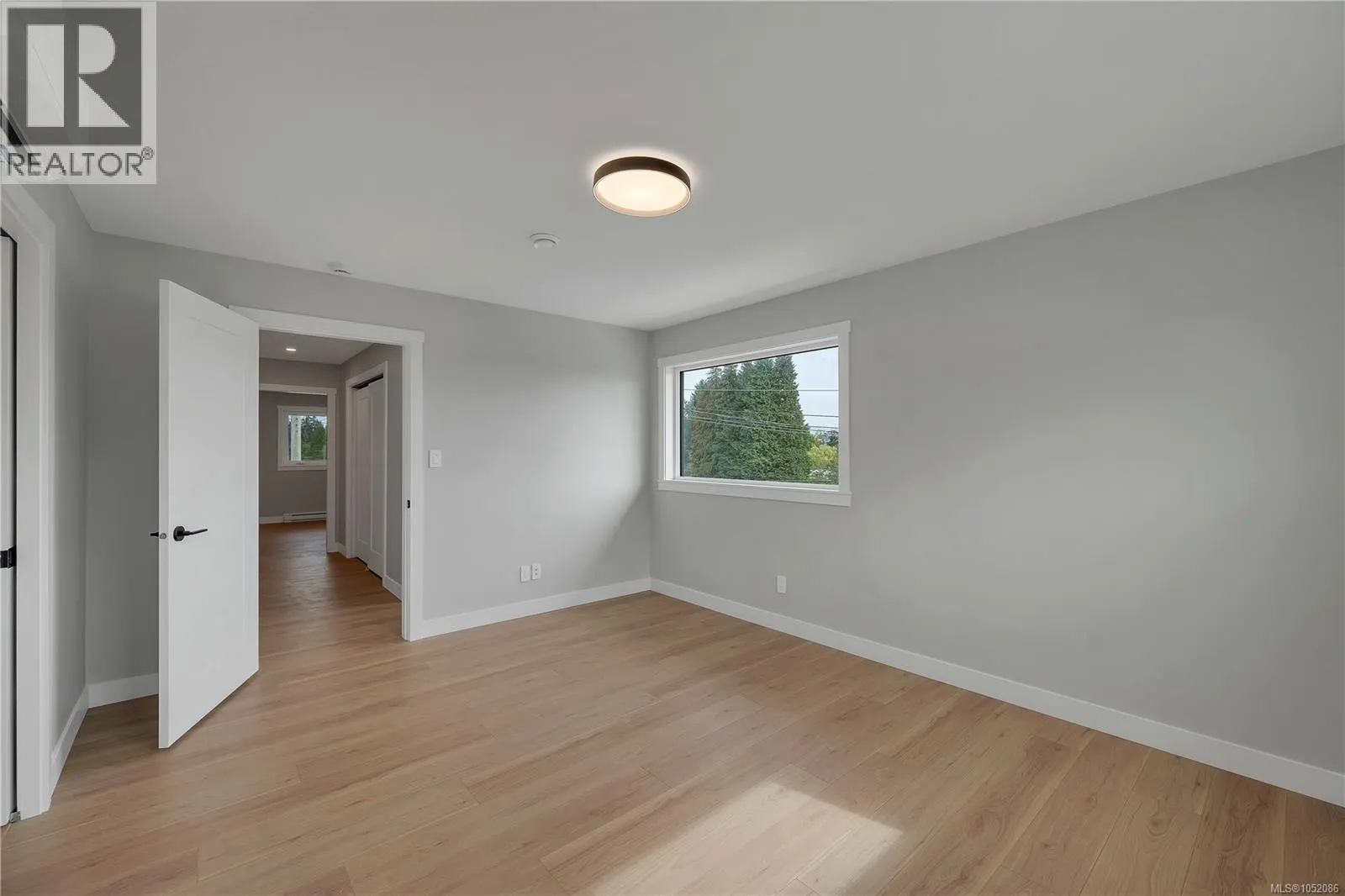 303B Hilchey Rd