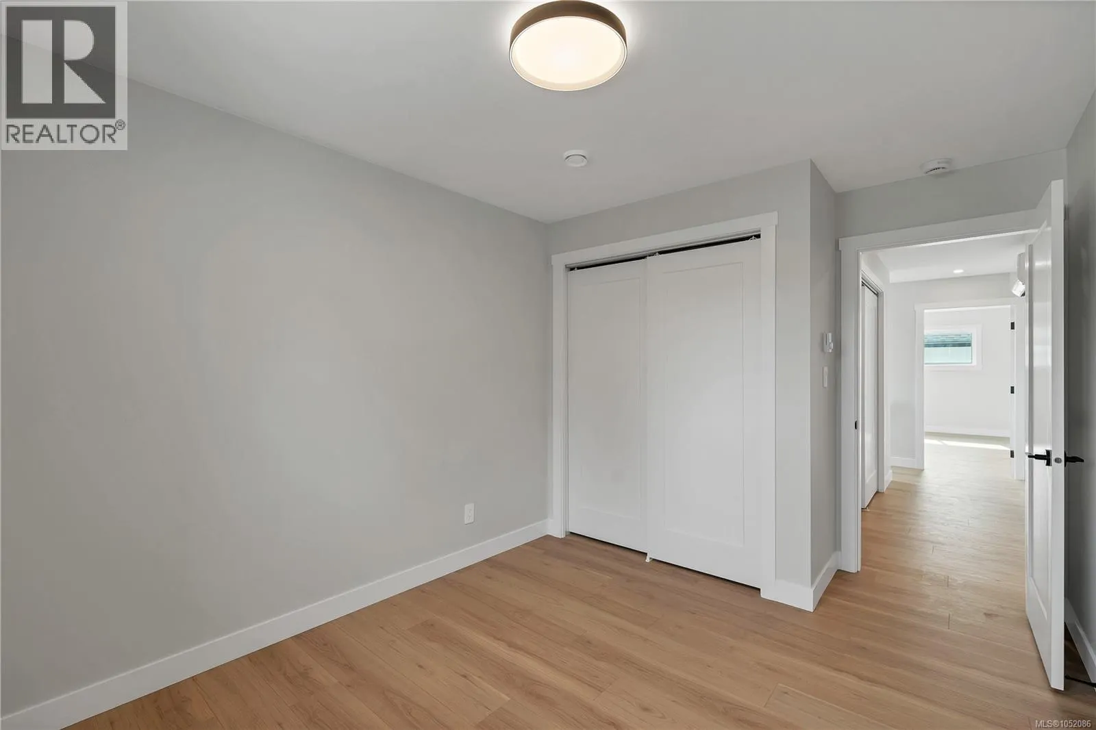 303B Hilchey Rd