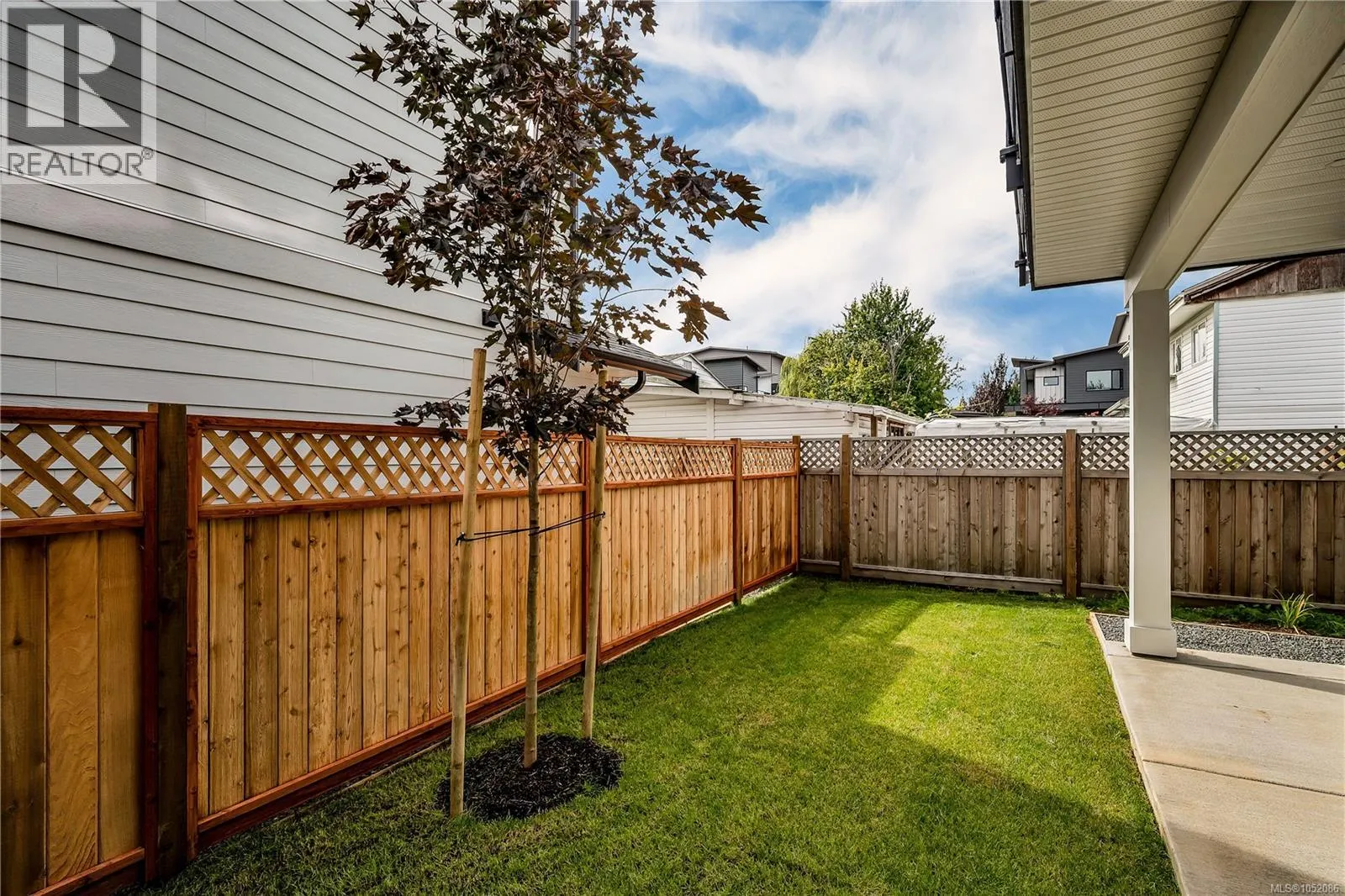 303B Hilchey Rd