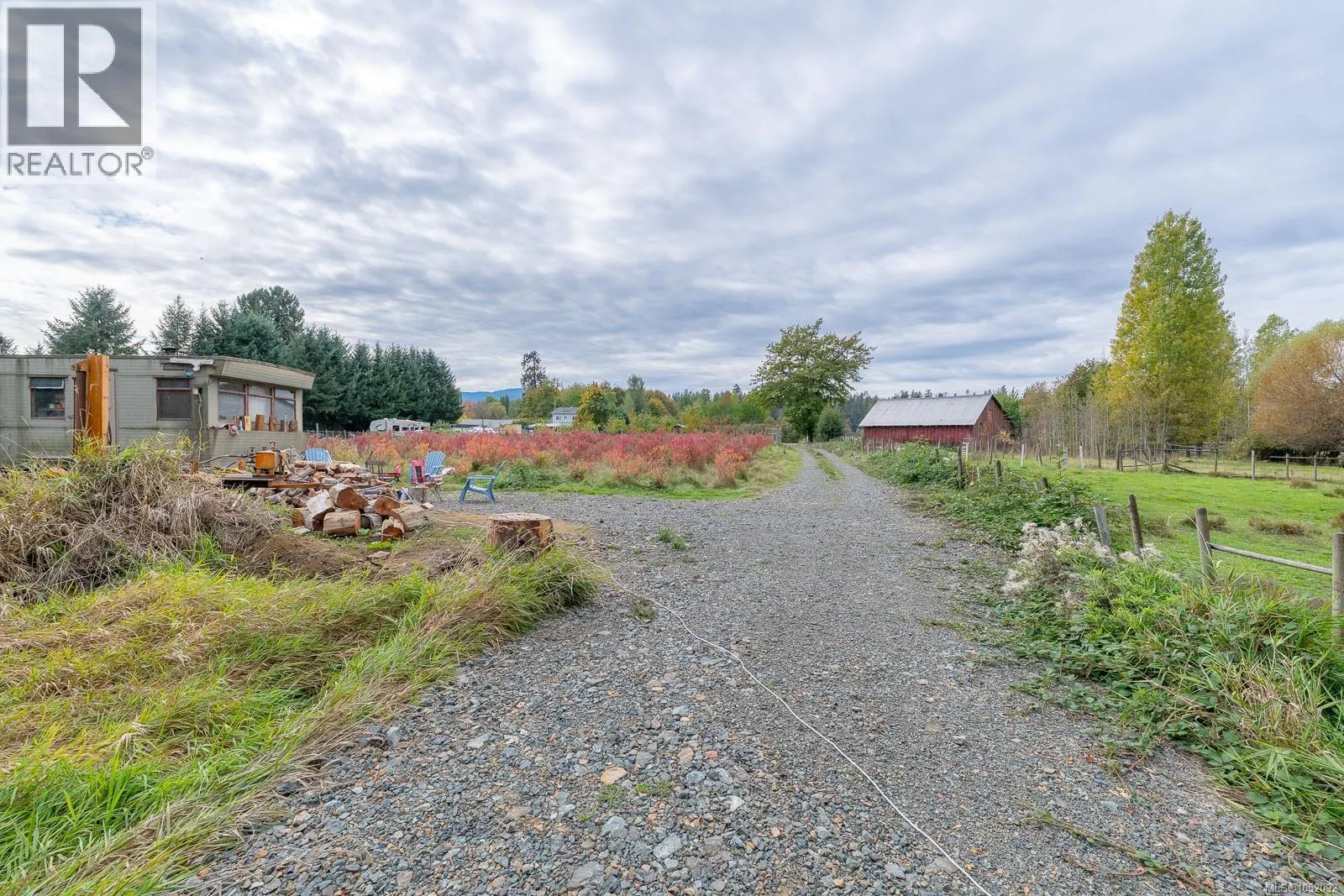 6211 Ferguson Rd