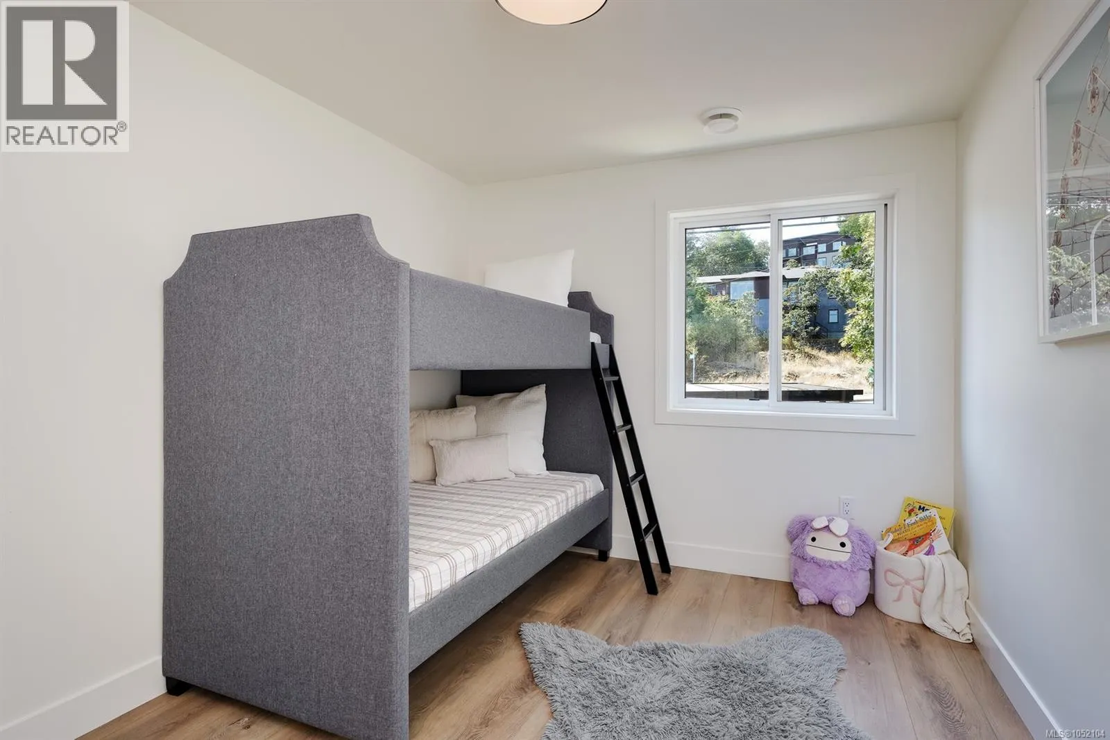 2 4068 Tuxedo Dr