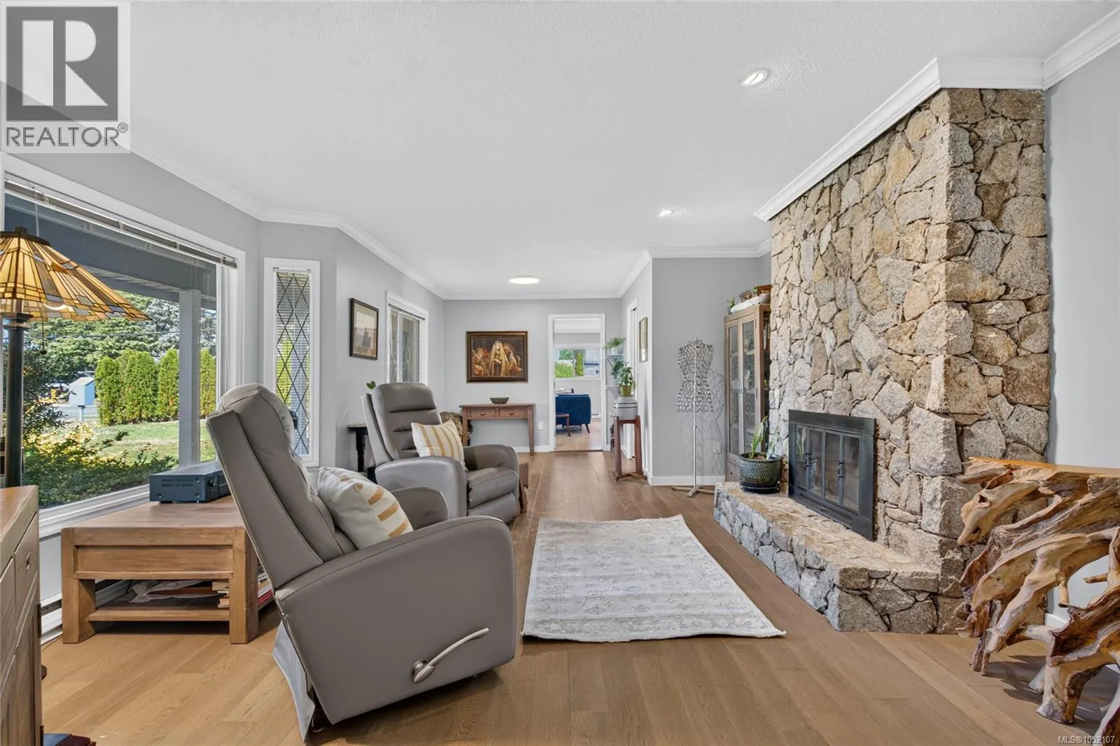 4291 Burbank Cres