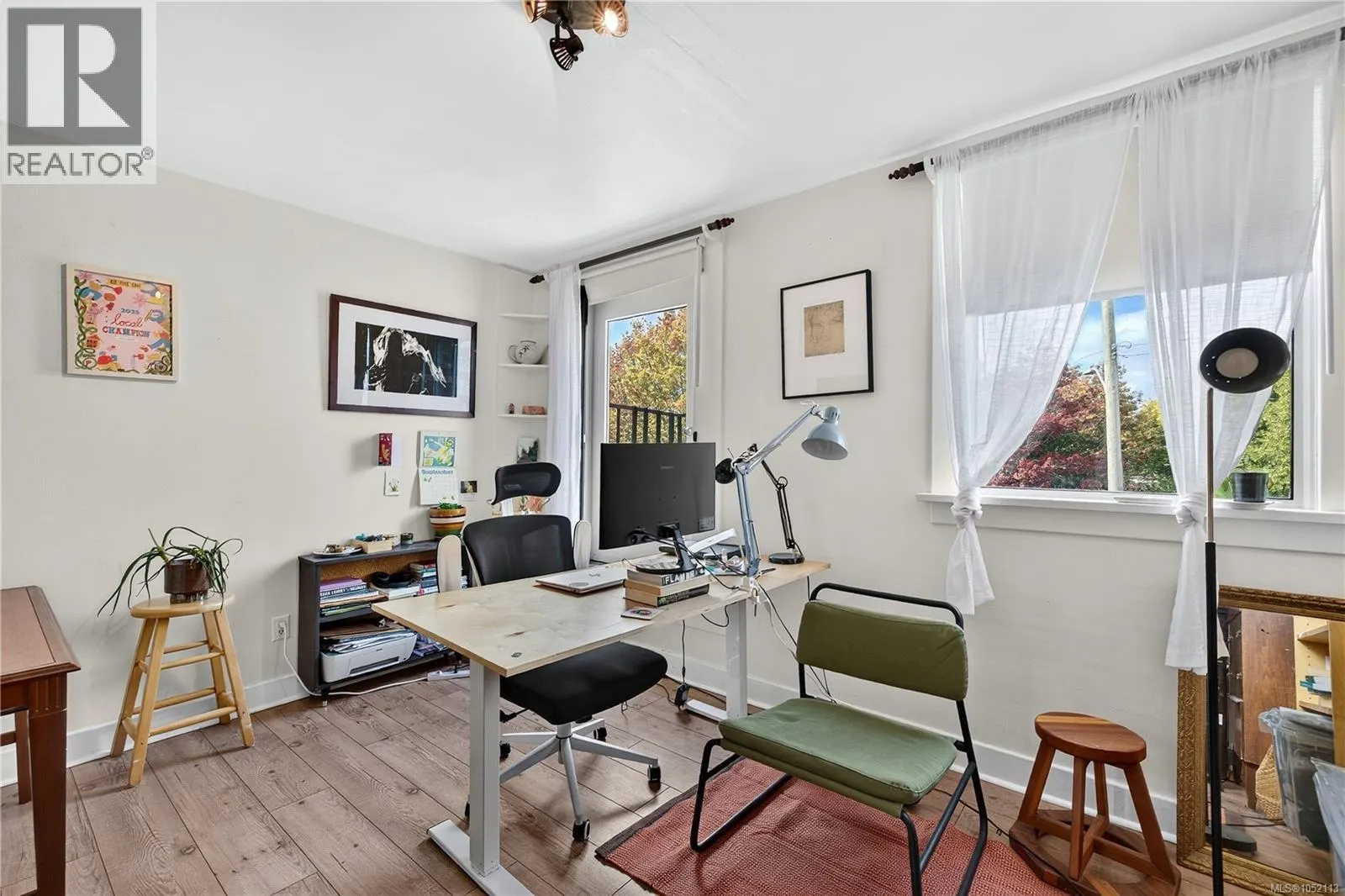 106 Superior St