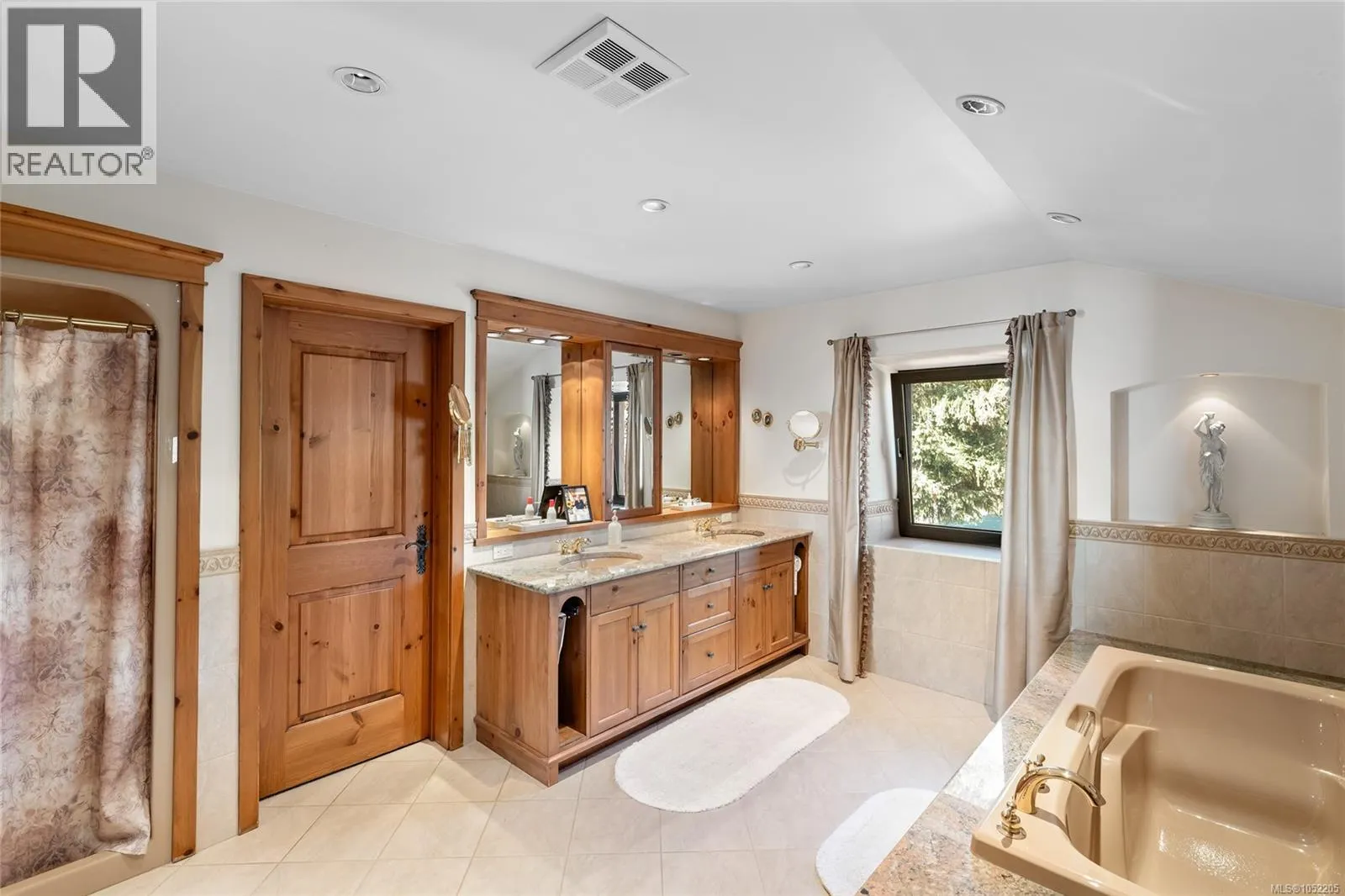 3871 Cactus Pl