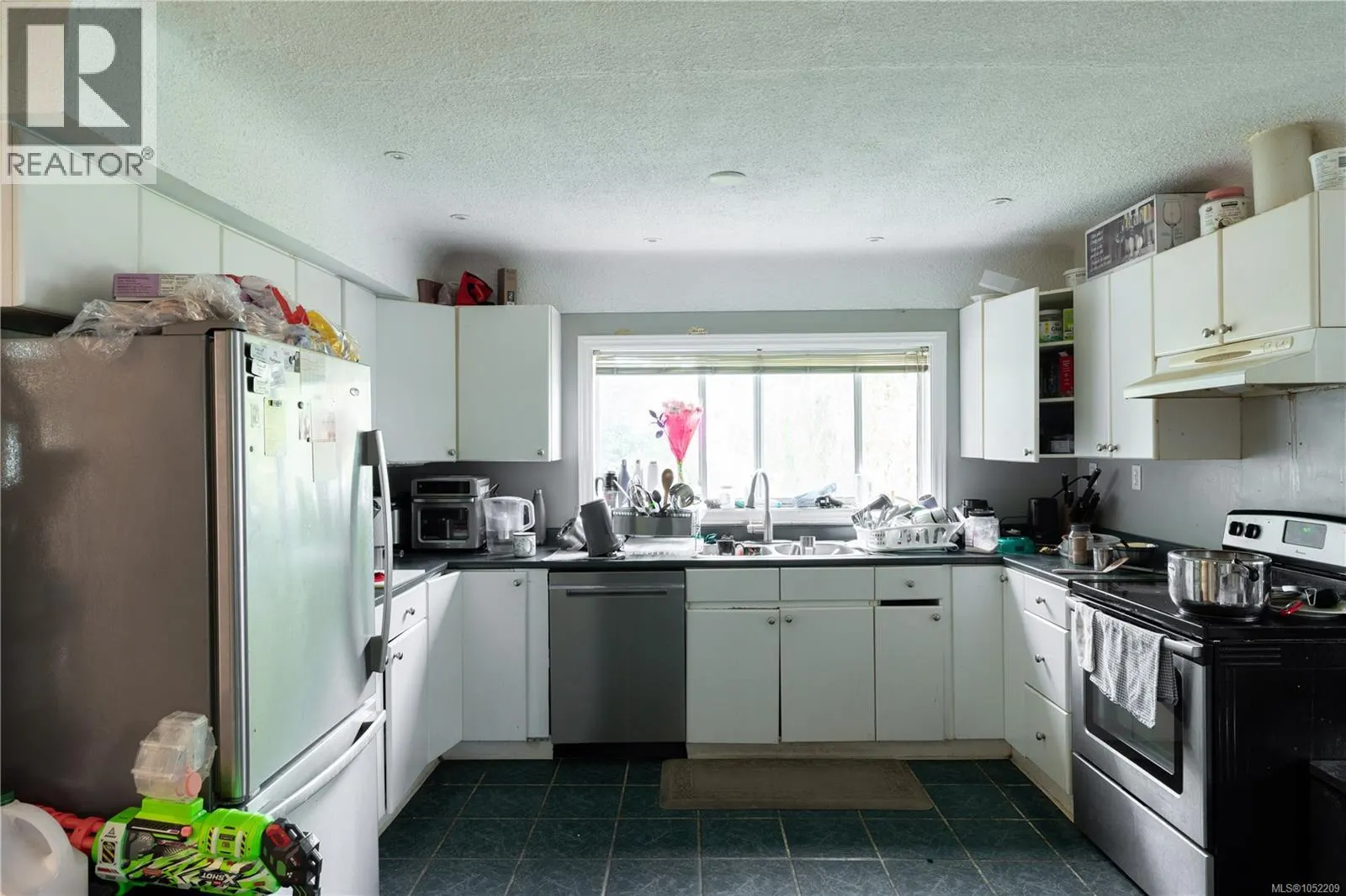 1203 Pearce Cres