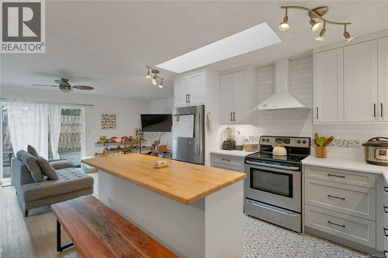 1894 Whistler Way