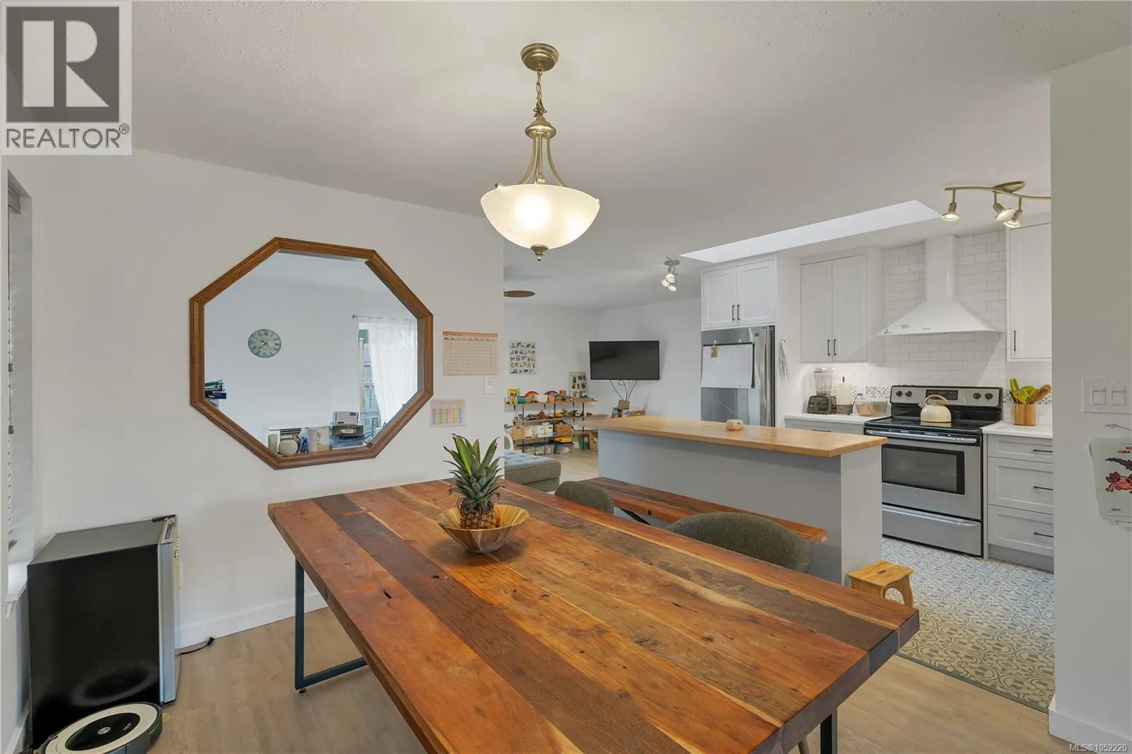 1894 Whistler Way