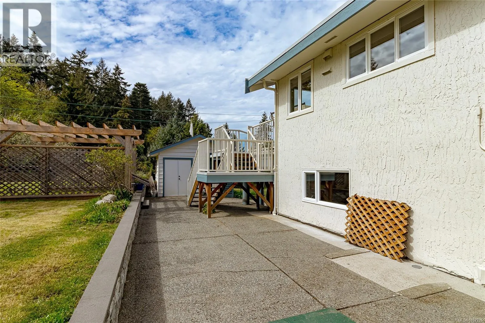 9723 Ardmore Dr