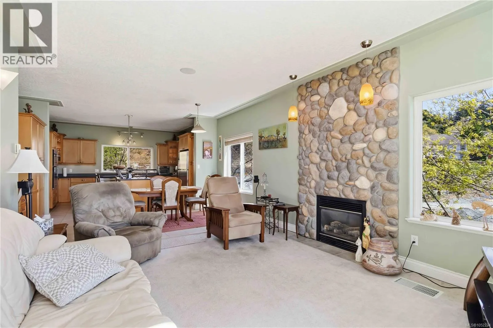 3533 Sunheights Dr