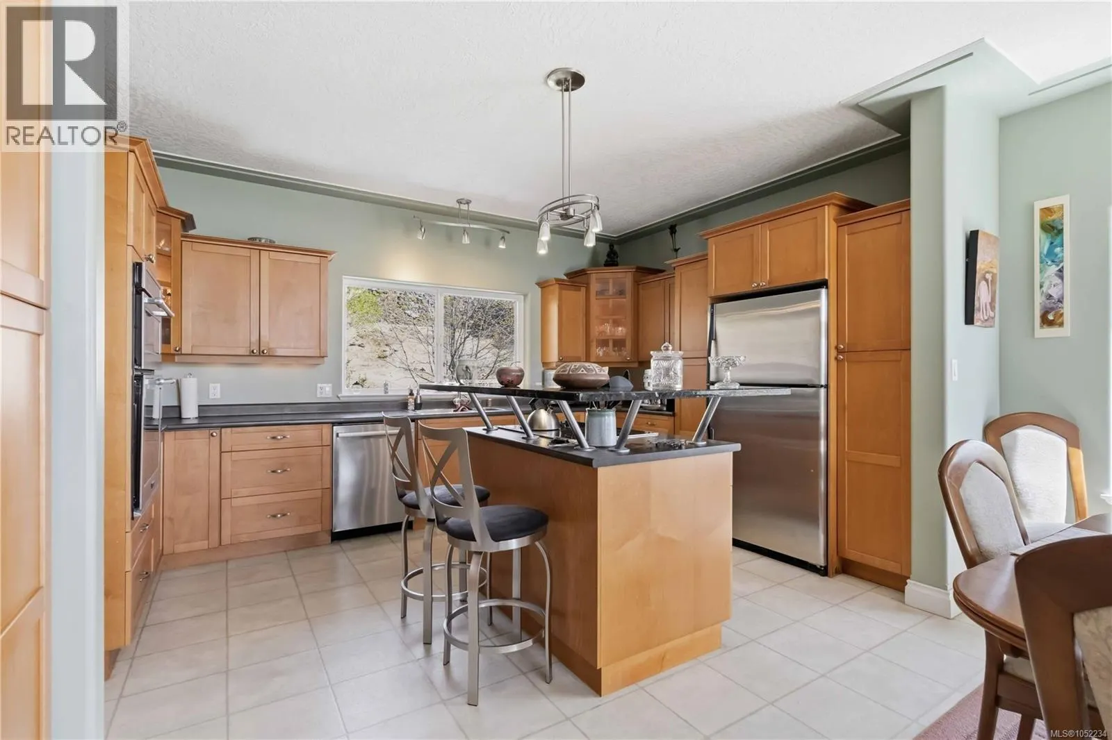 3533 Sunheights Dr