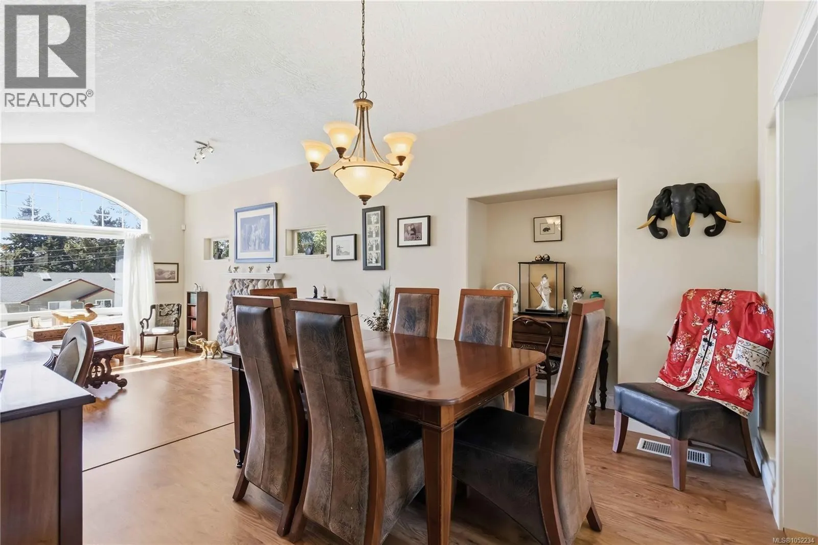 3533 Sunheights Dr