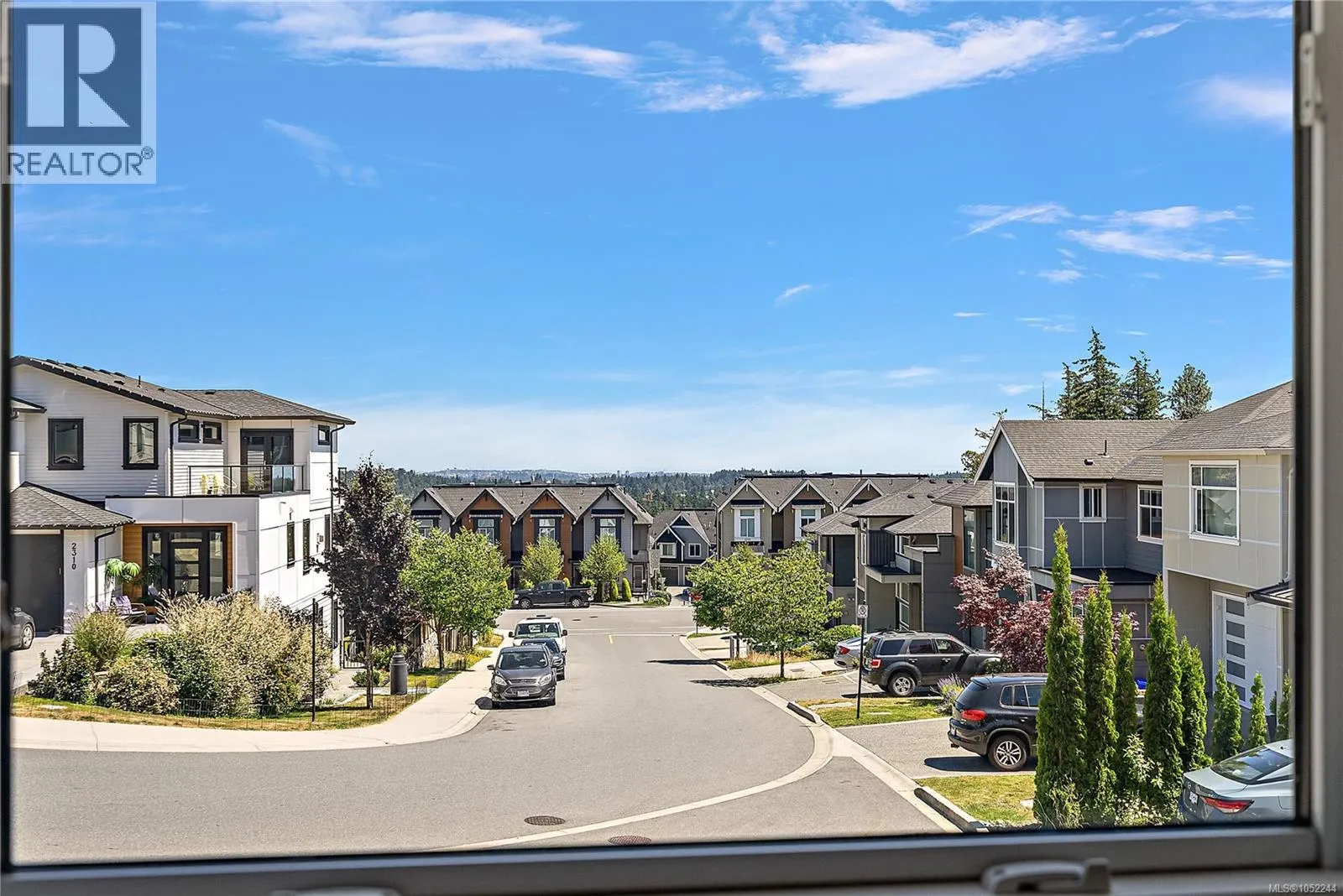 2331 Azurite Cres