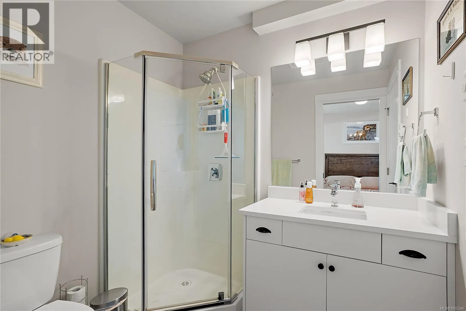 2331 Azurite Cres