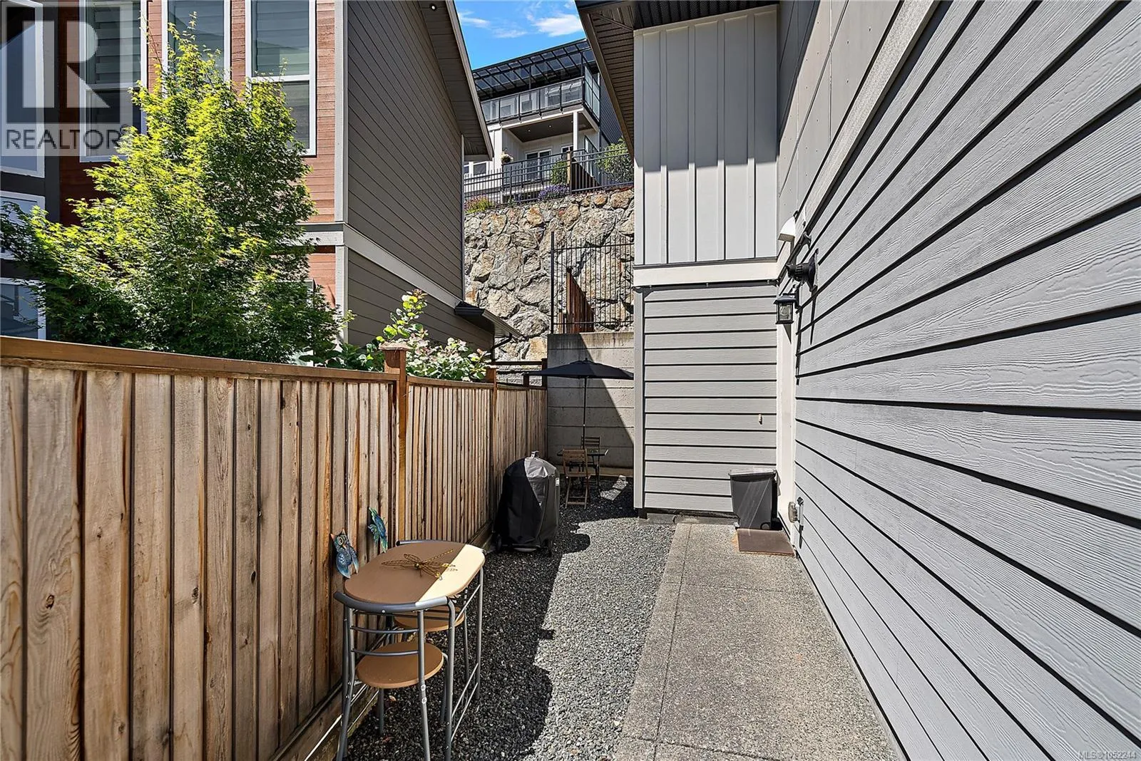 2331 Azurite Cres